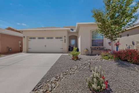 Photo of 900 Firewheel Loop SW, Los Lunas, NM 87031 (MLS # 1102459)