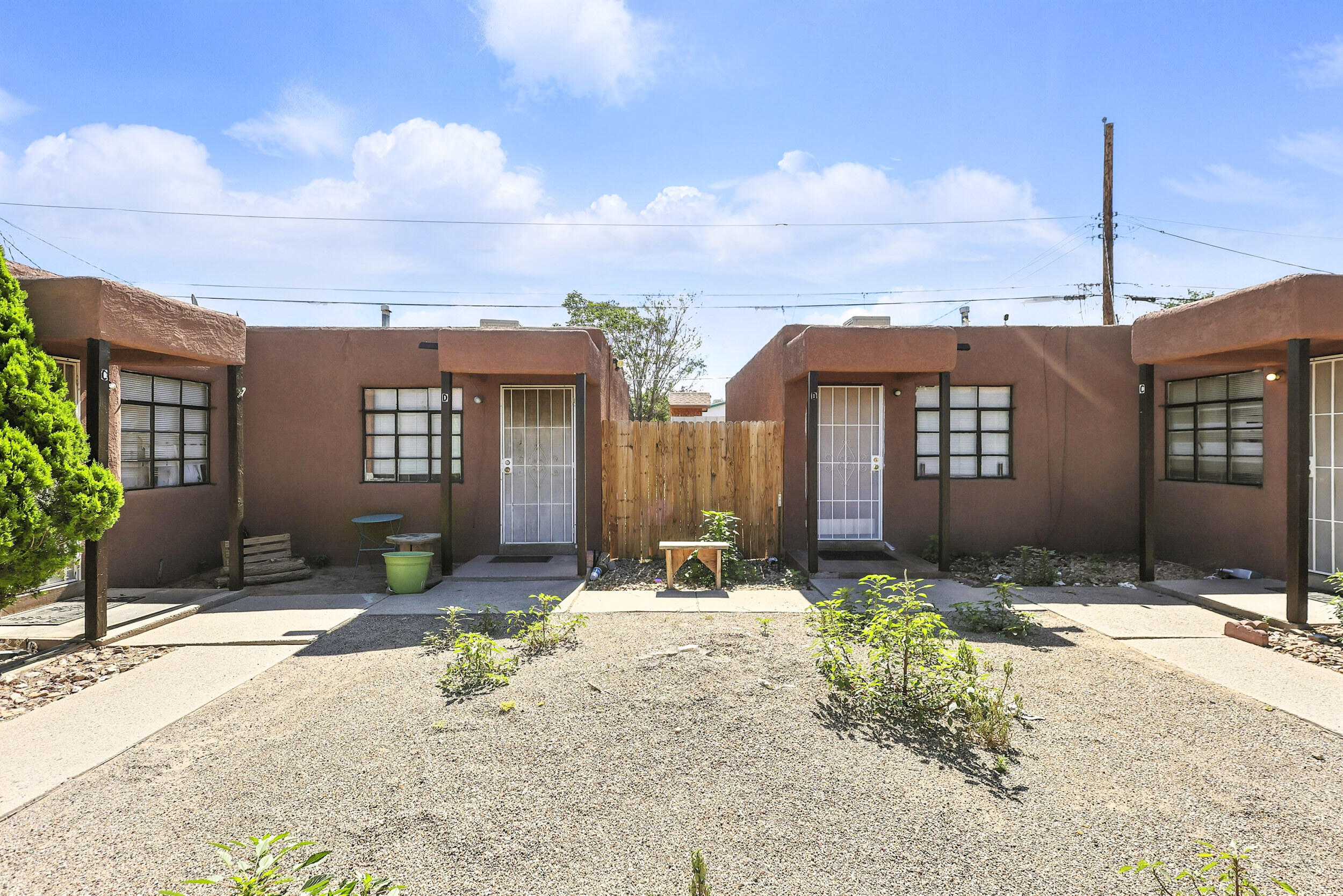 240 SAN PABLO Street NE