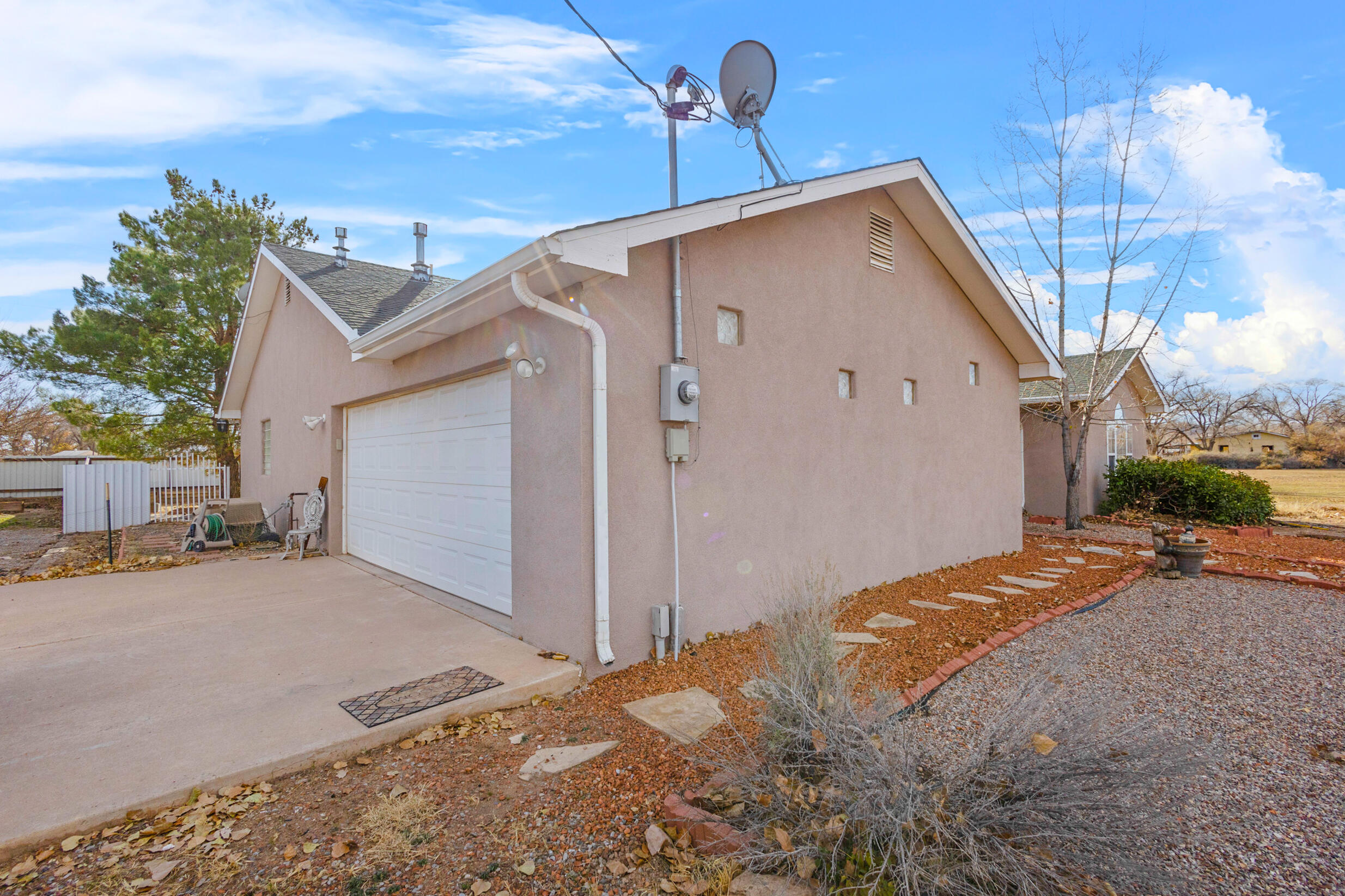 923 W Vivian Drive, Belen, New Mexico image 3