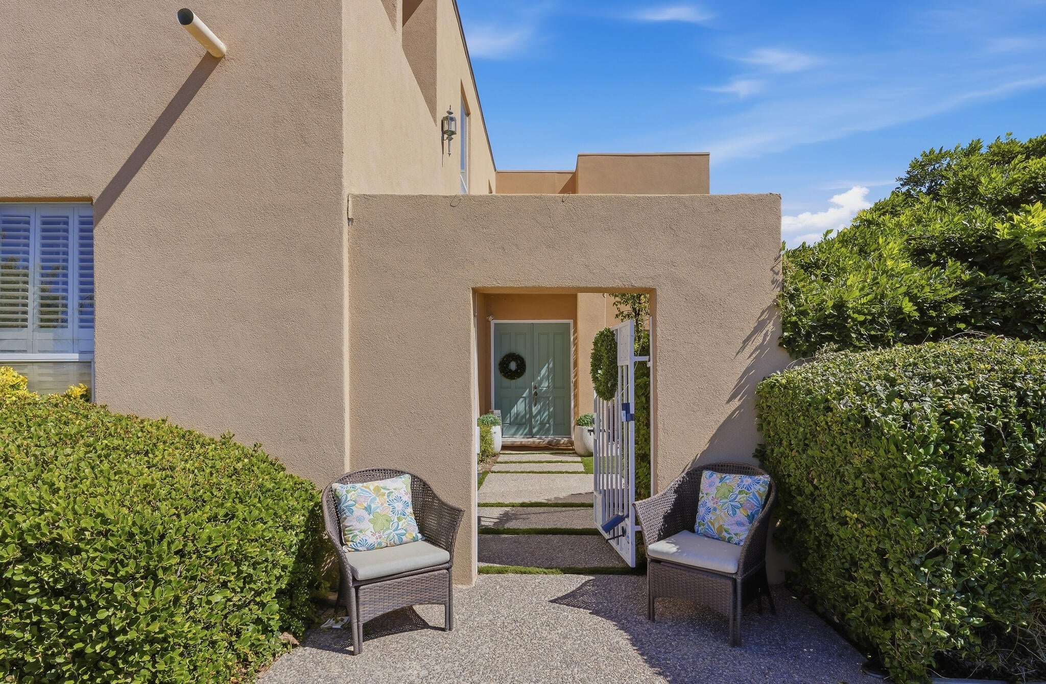 10016 Academy Knolls Drive NE