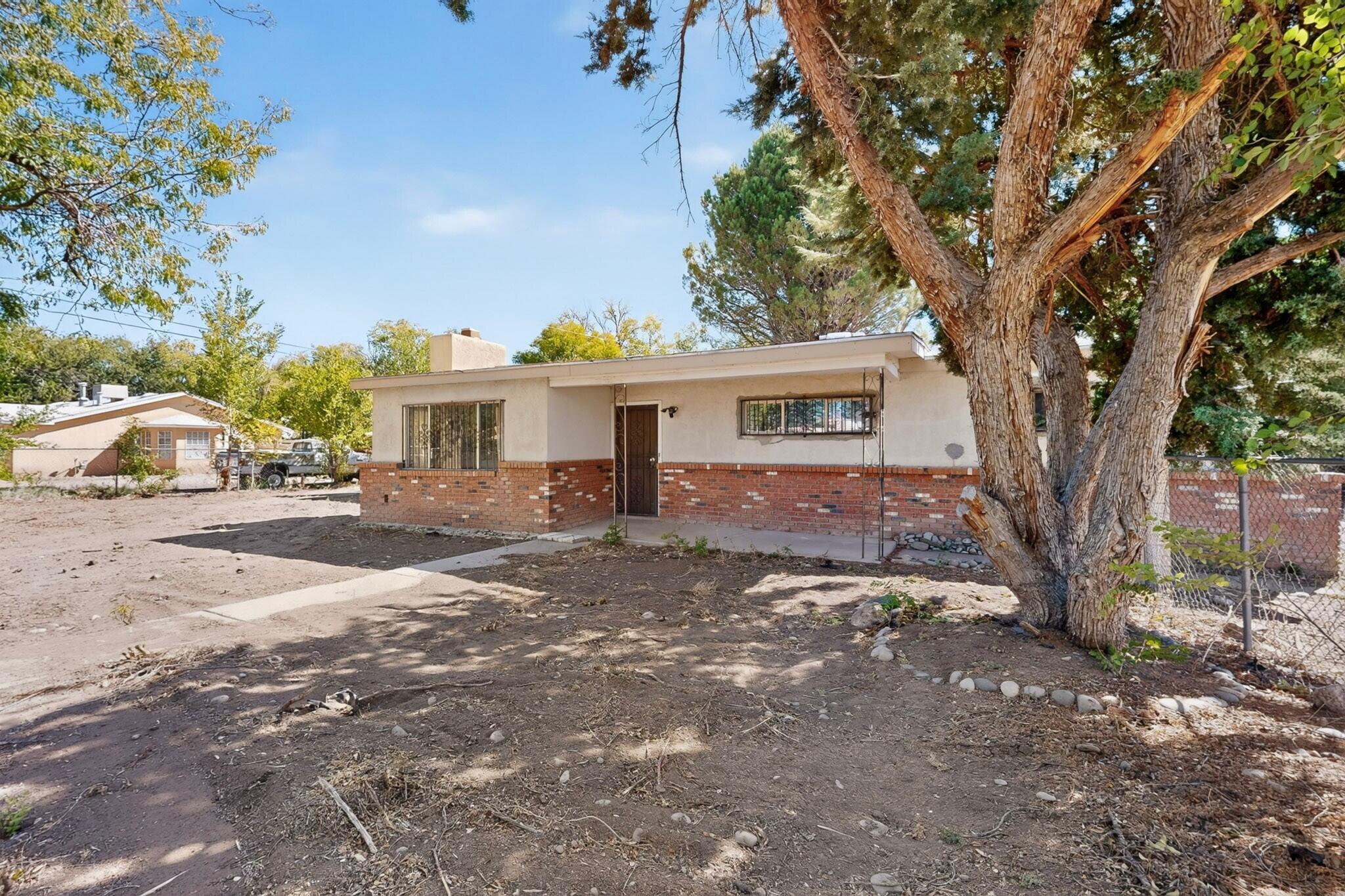 2118 Castanada Street SW