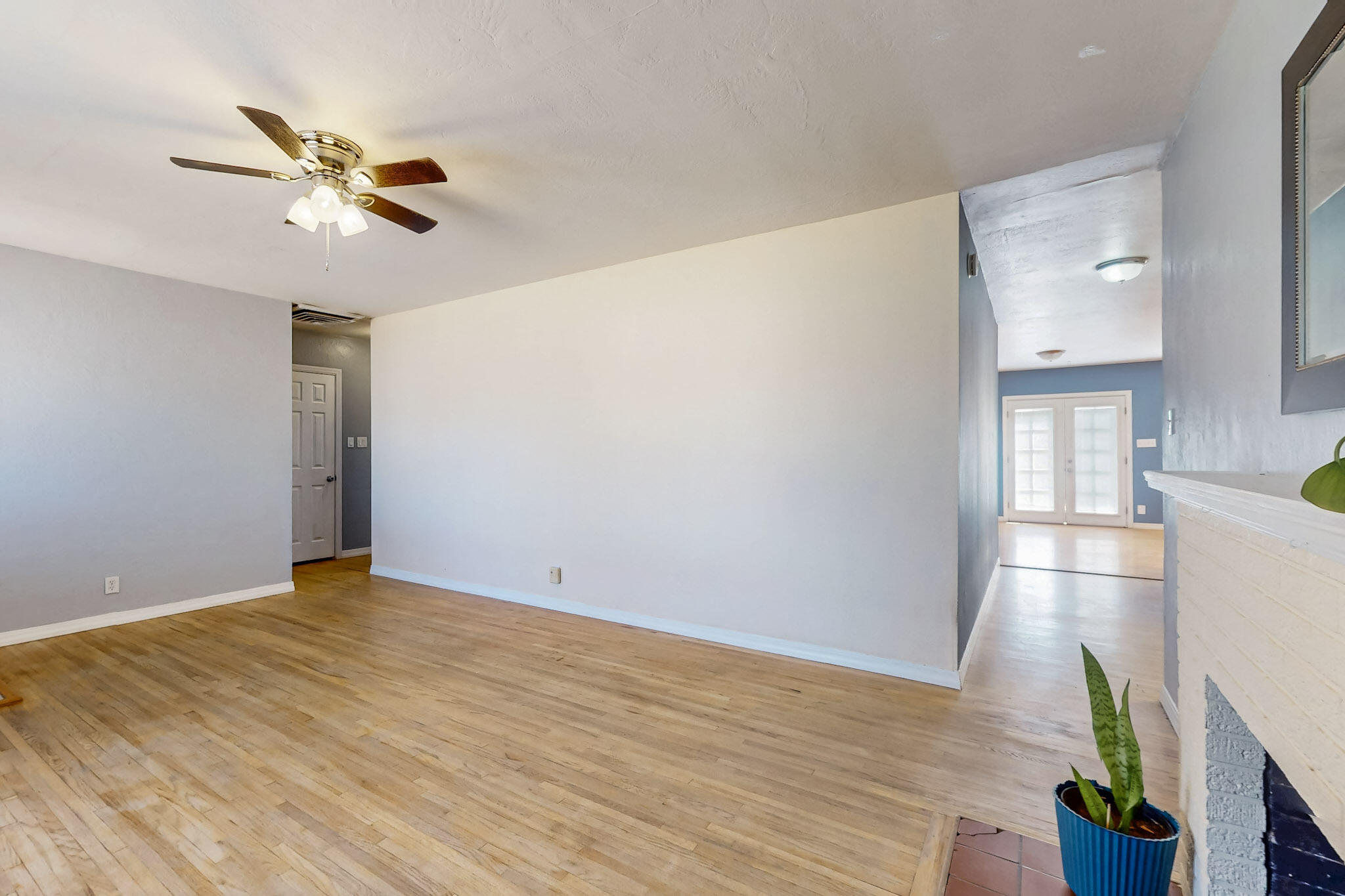 2834 Palomas Drive, Albuquerque, New Mexico image 7