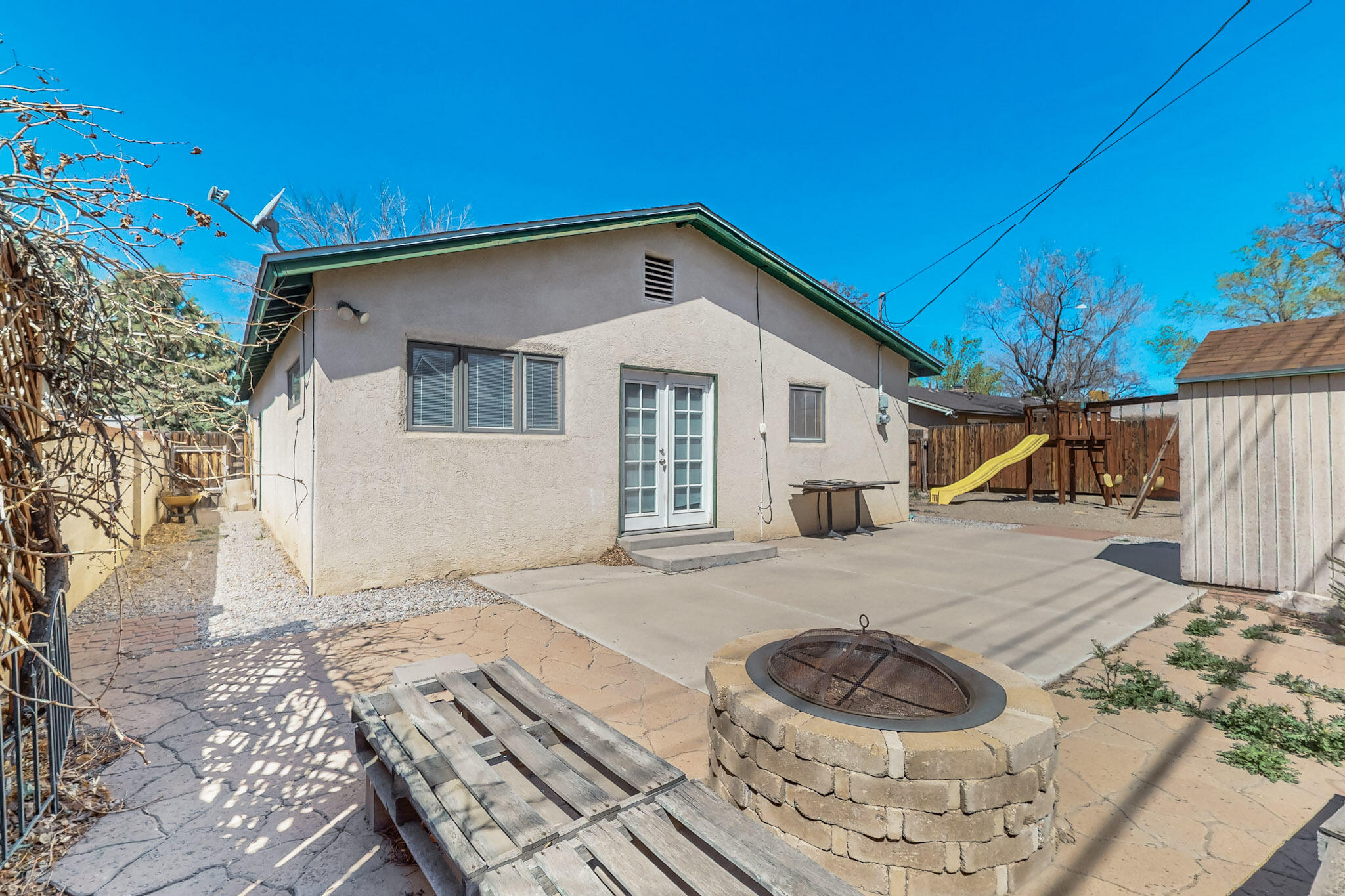 2834 Palomas Drive, Albuquerque, New Mexico image 26