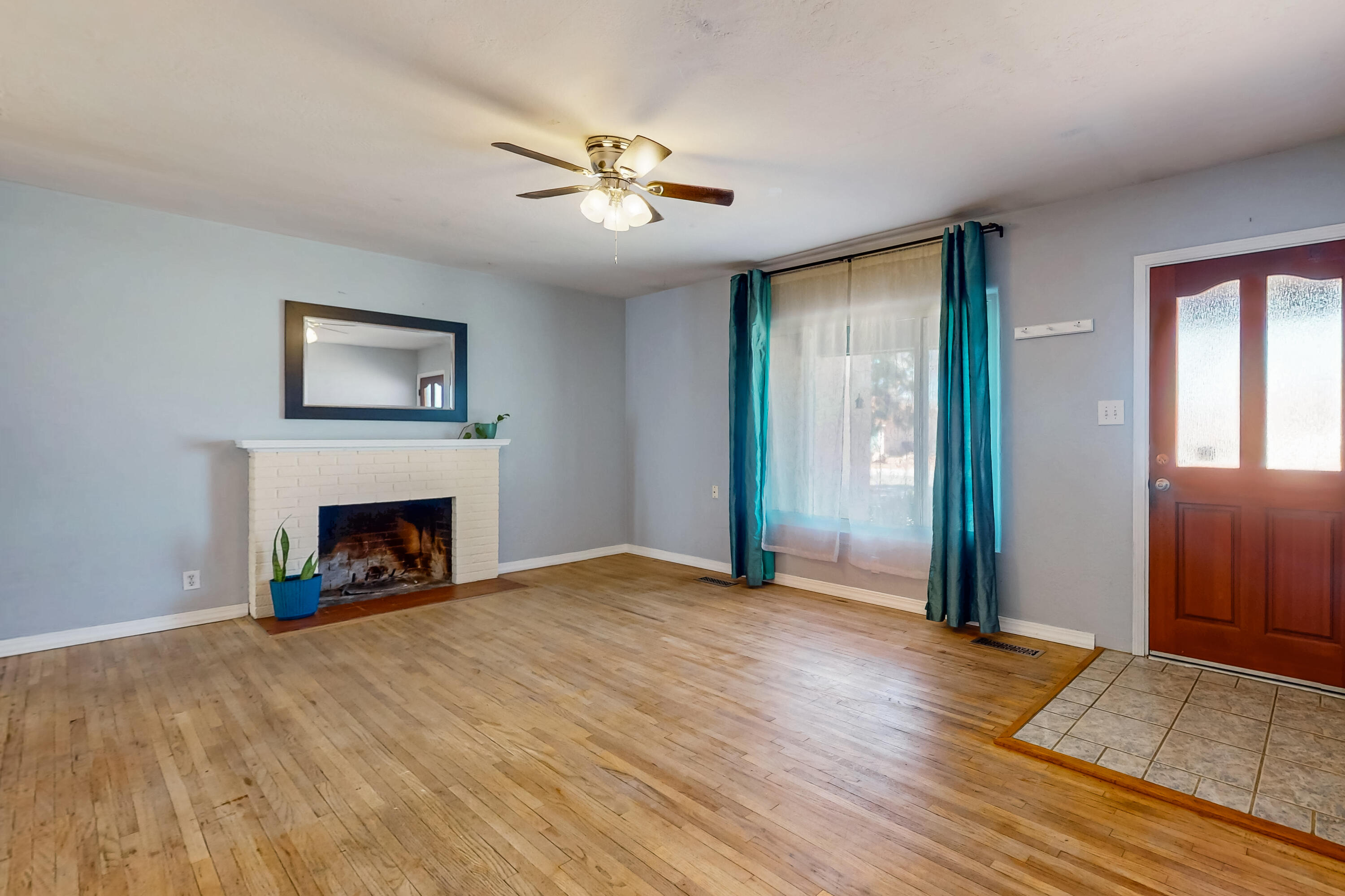 2834 Palomas Drive, Albuquerque, New Mexico image 6