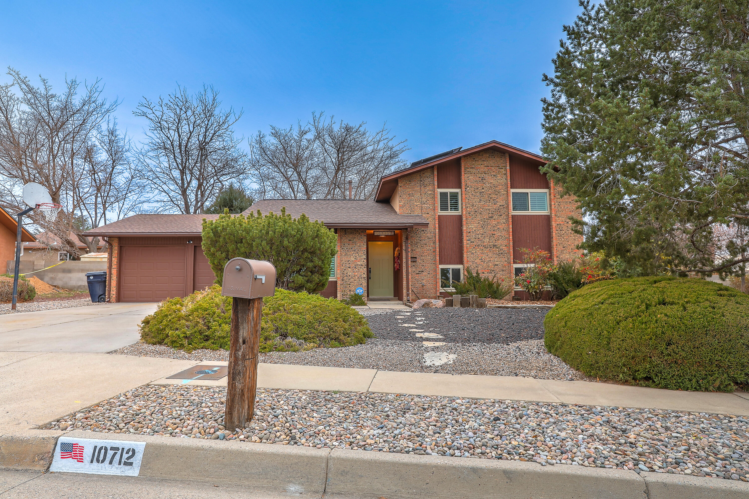 10712 Kielich Avenue NE