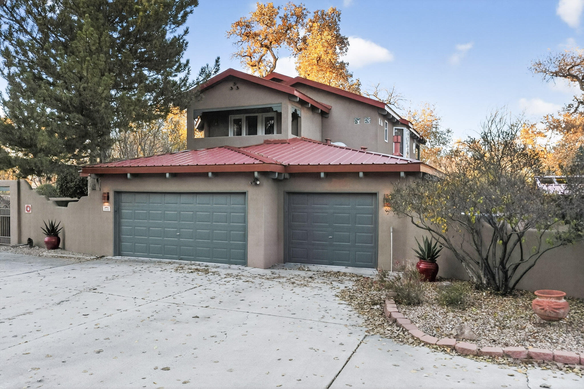 7431 Rio Grande Boulevard NW