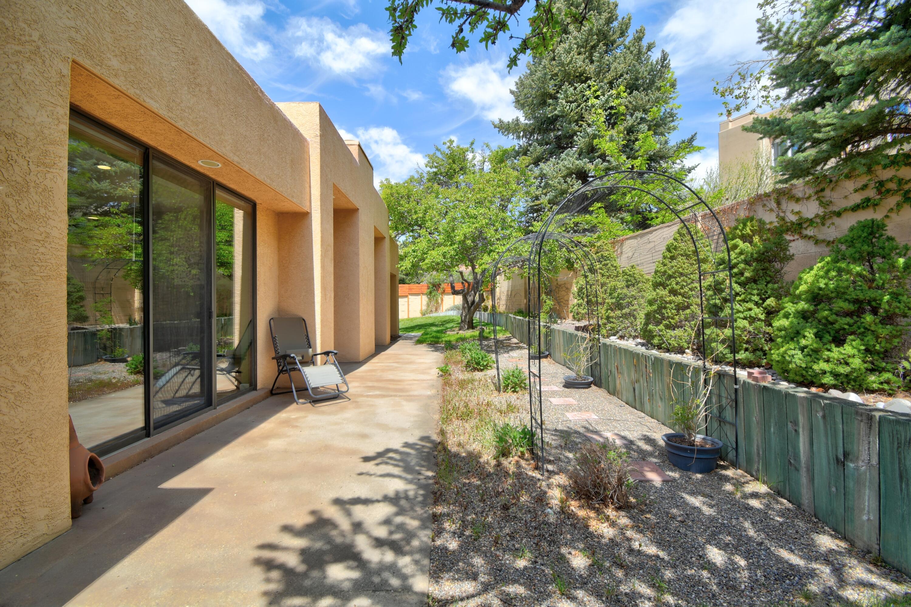 12324 Tamarac Trail, Albuquerque, New Mexico image 30