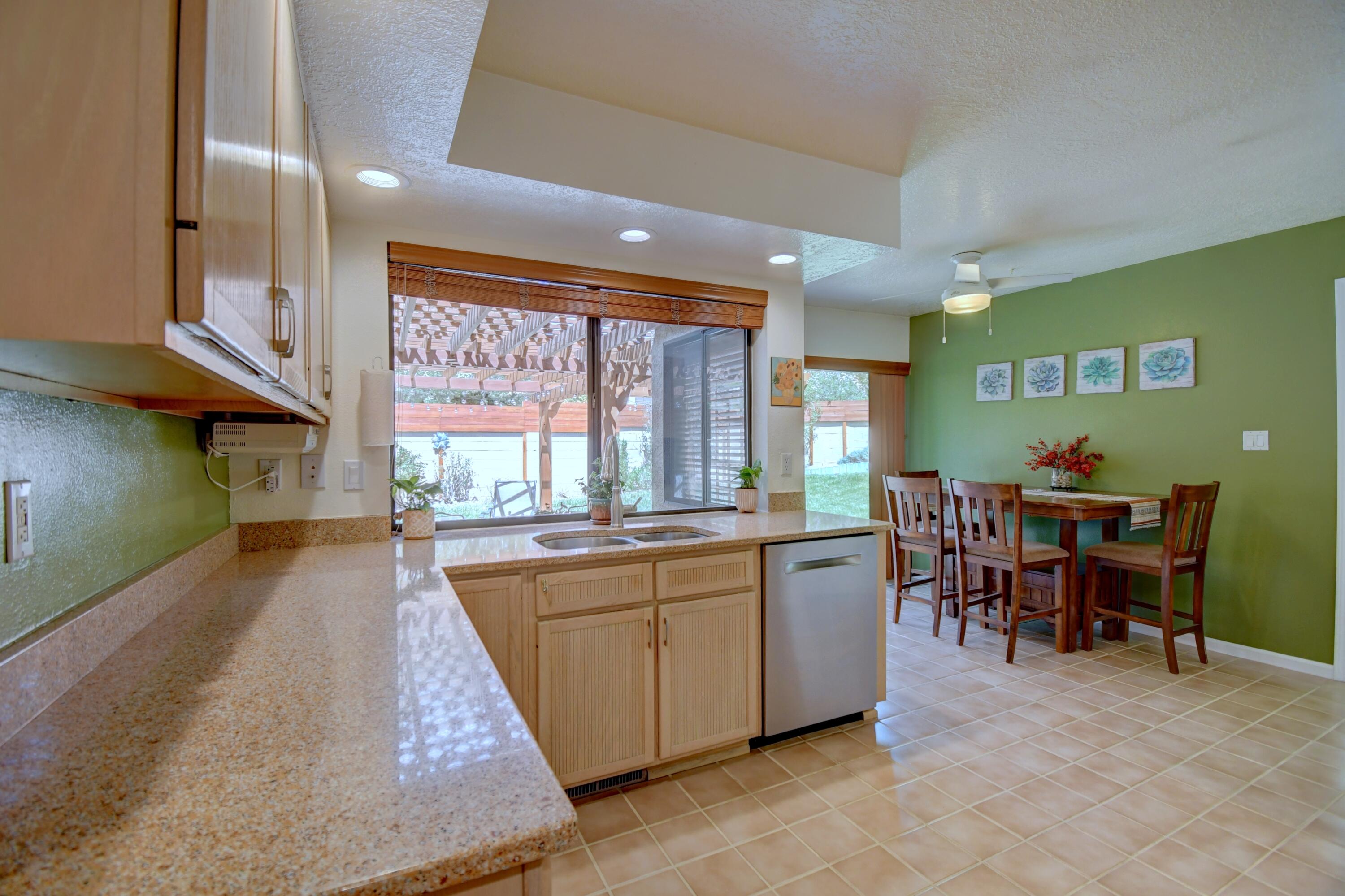 12324 Tamarac Trail, Albuquerque, New Mexico image 12