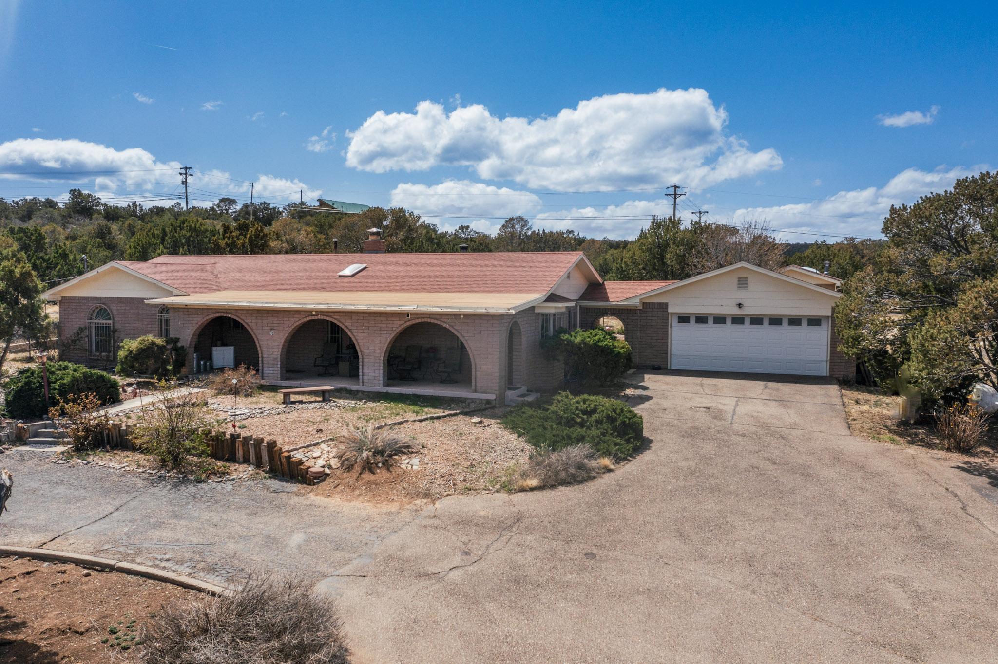 10 Mountainair Road, Edgewood, New Mexico image 1