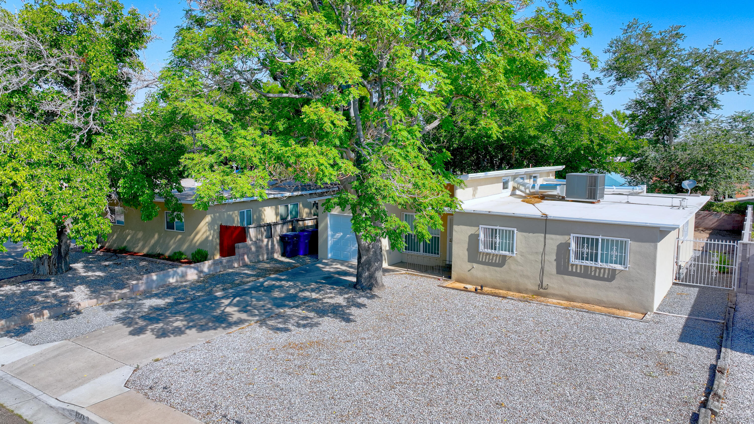 3713 Palo Duro Avenue NE