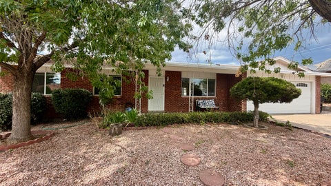 Homes For Rent - 12205 Brentwood Hills Boulevard<br/> Bernalillo County, Albuquerque, NM 87112
