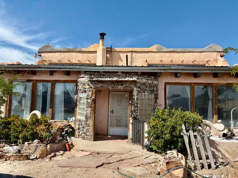 Photo of 4312 MARCH Street SE, Albuquerque, NM 87105 (MLS # 1090545)