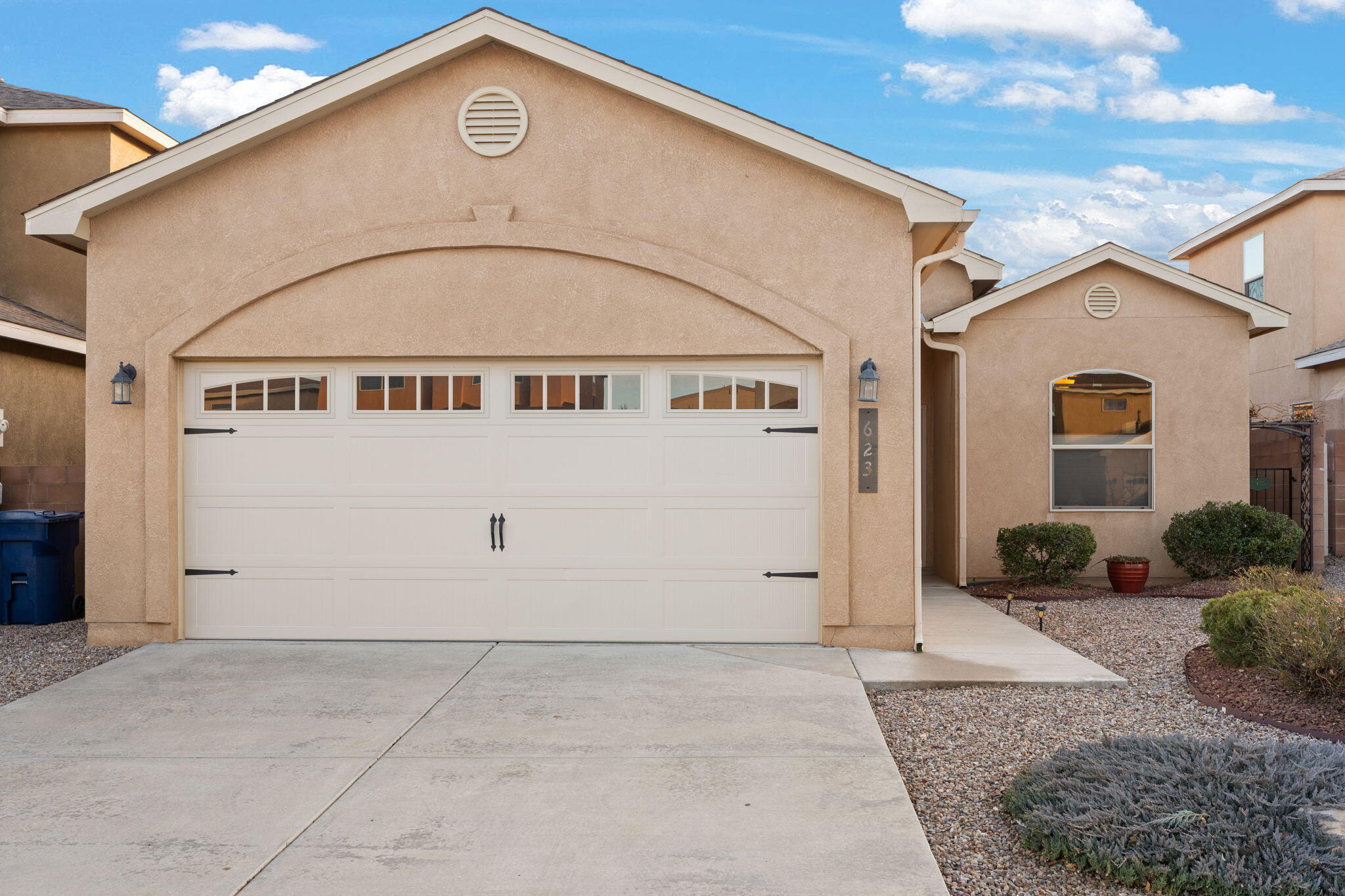 623 Firewheel Loop, Los Lunas, New Mexico image 1