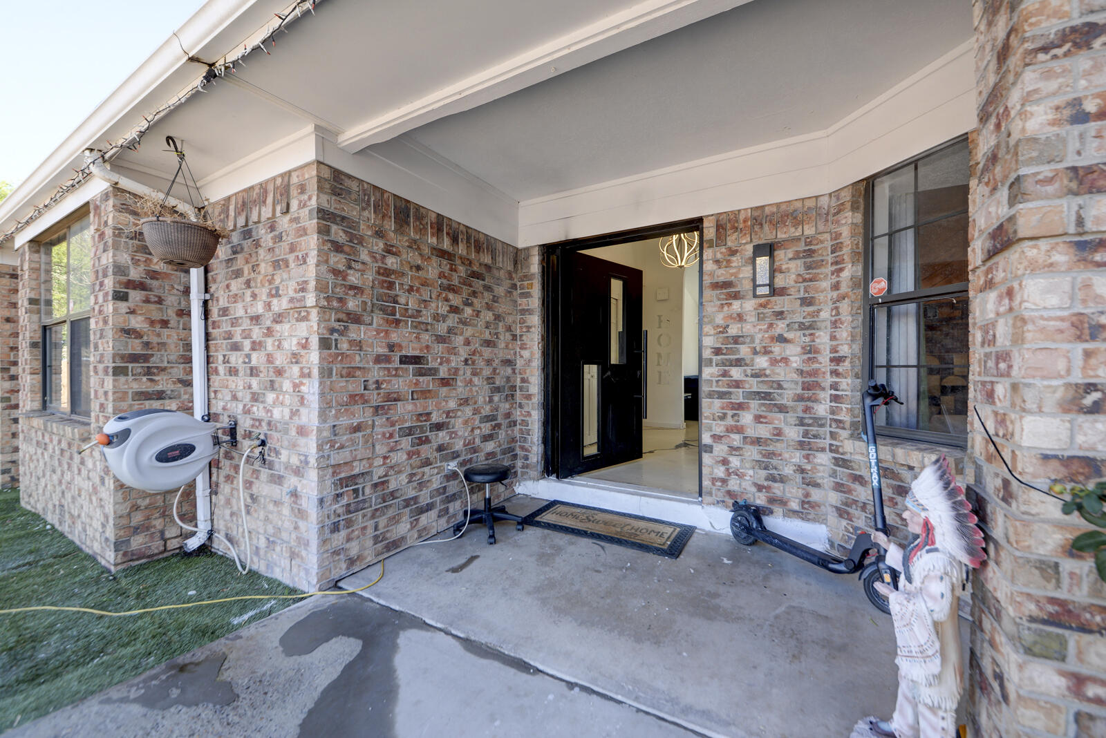 712 SALIDA SANDIA SW