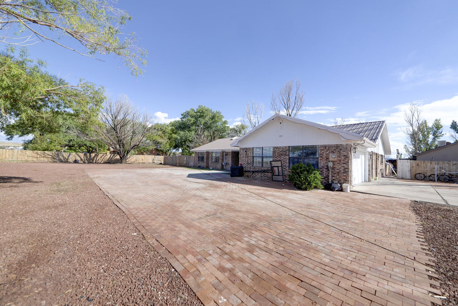 712 SALIDA SANDIA SW