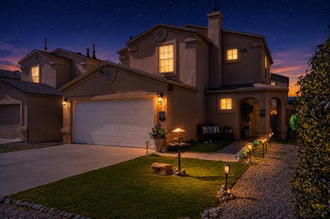 Photo of 1027 Cassandra Street SW, Albuquerque, NM 87121 (MLS # 1105918)