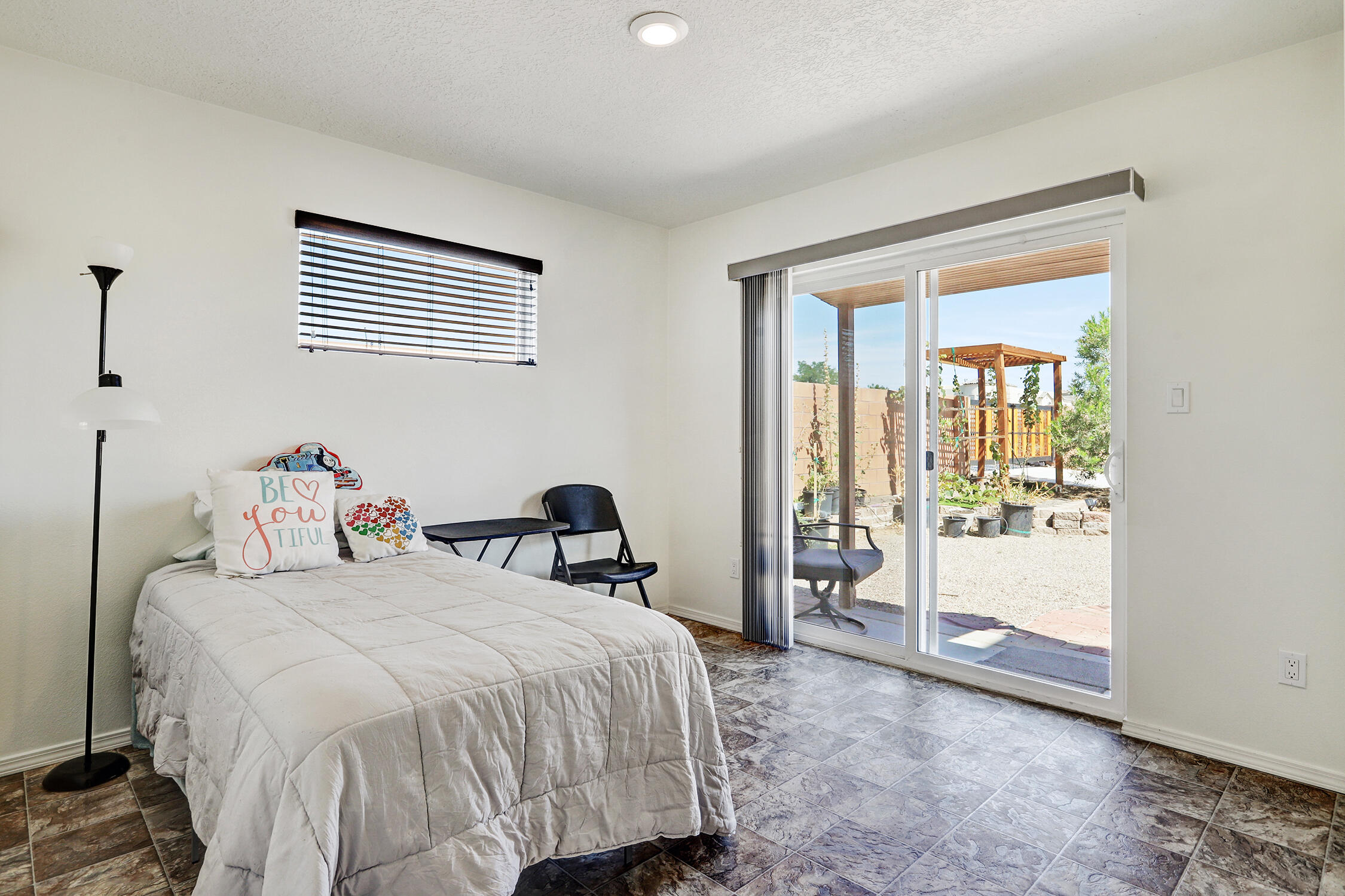 Rio Rancho, New Mexico 87124, United States, 6 Bedrooms Bedrooms, ,4 BathroomsBathrooms,Residential,Active,180740