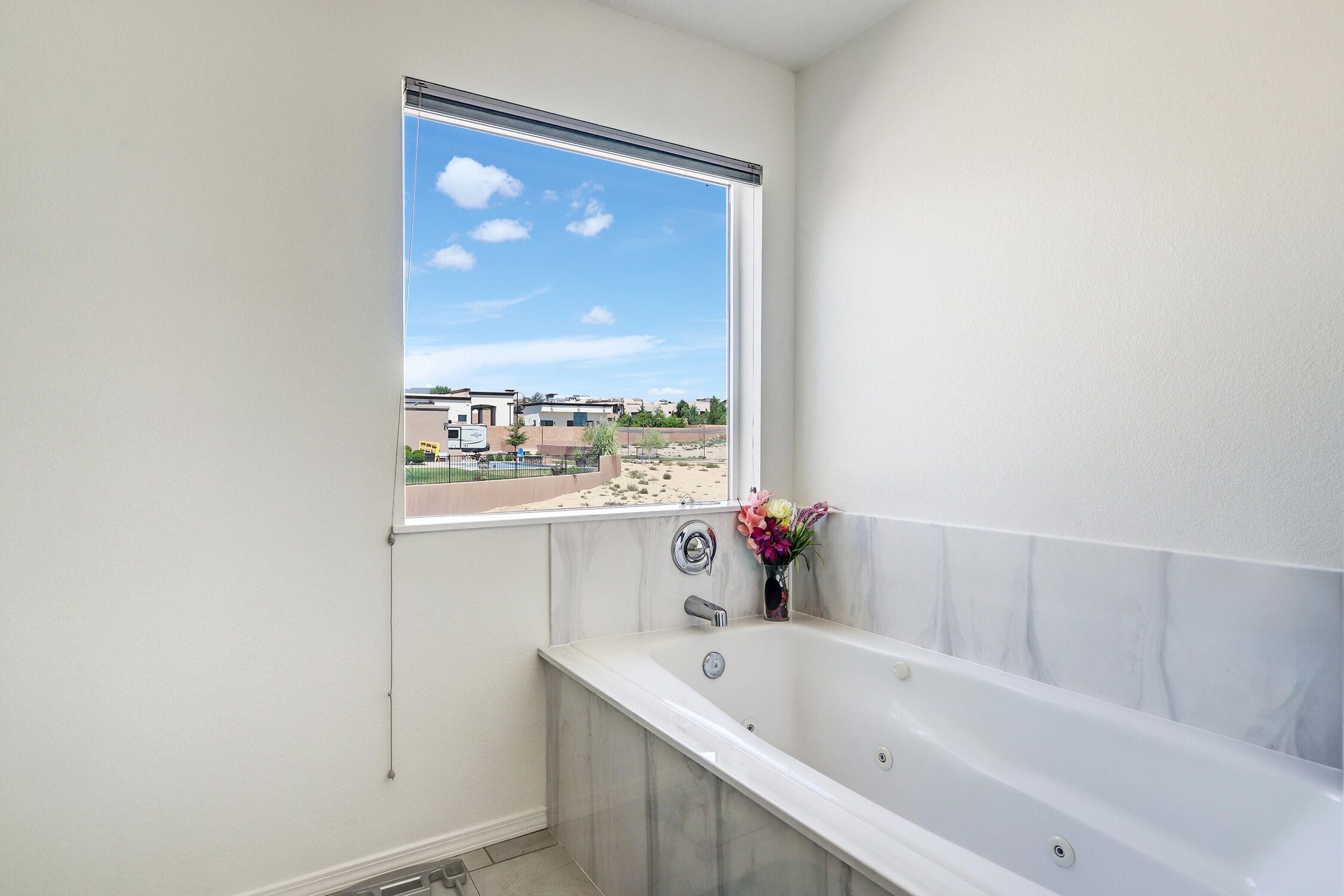 Rio Rancho, New Mexico 87124, United States, 6 Bedrooms Bedrooms, ,4 BathroomsBathrooms,Residential,Active,180740