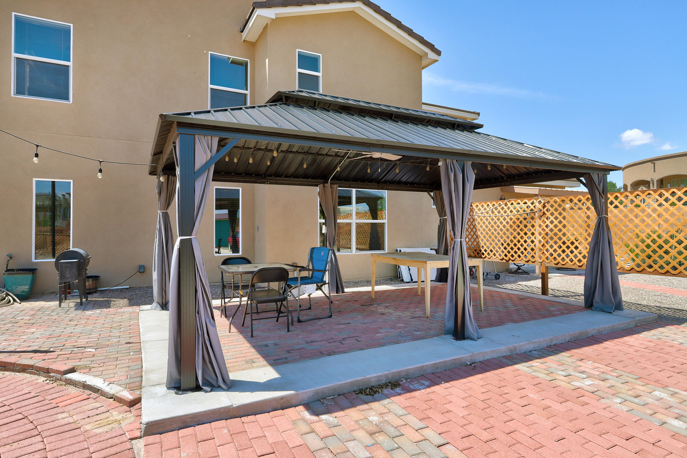 Rio Rancho, New Mexico 87124, United States, 6 Bedrooms Bedrooms, ,4 BathroomsBathrooms,Residential,Active,180740