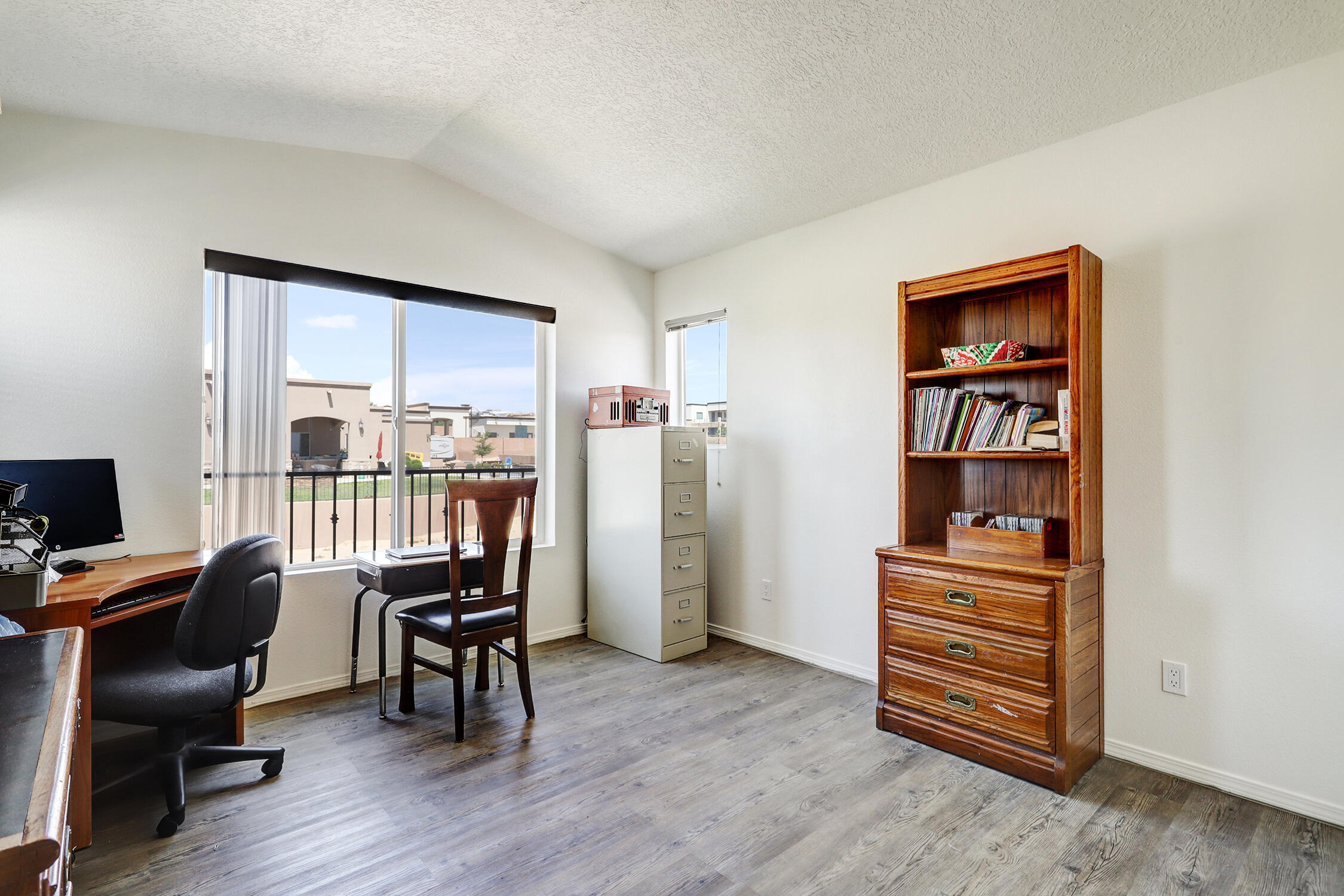 Rio Rancho, New Mexico 87124, United States, 6 Bedrooms Bedrooms, ,4 BathroomsBathrooms,Residential,Active,180740