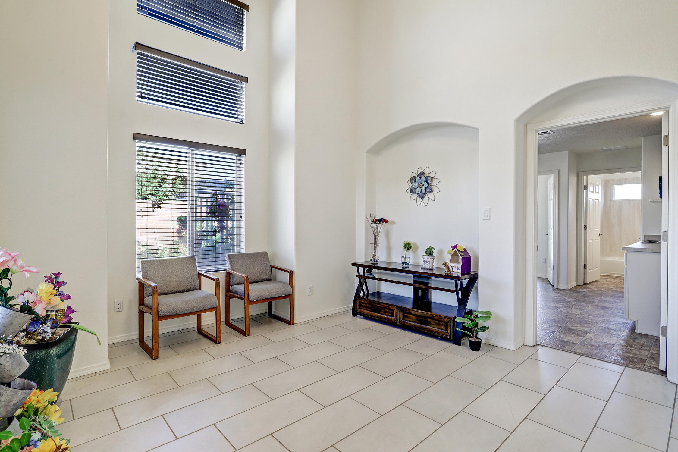 Rio Rancho, New Mexico 87124, United States, 6 Bedrooms Bedrooms, ,4 BathroomsBathrooms,Residential,Active,180740