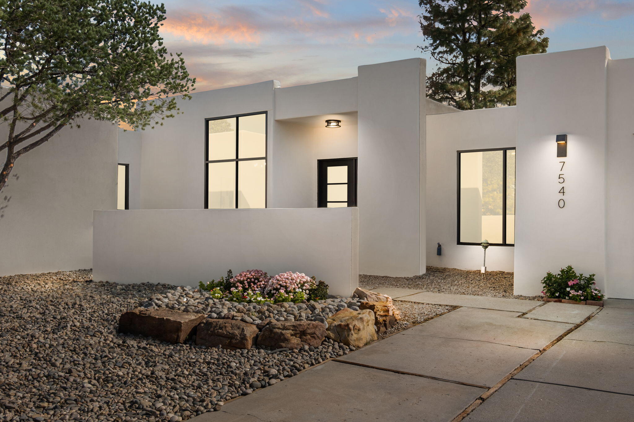 7540 Bear Canyon Road NE