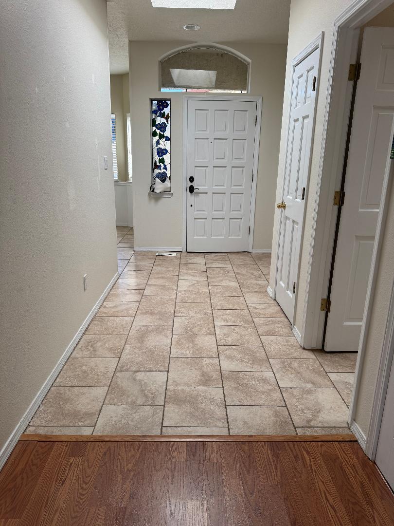 586 Eastlake Drive, Rio Rancho, North Carolina image 4