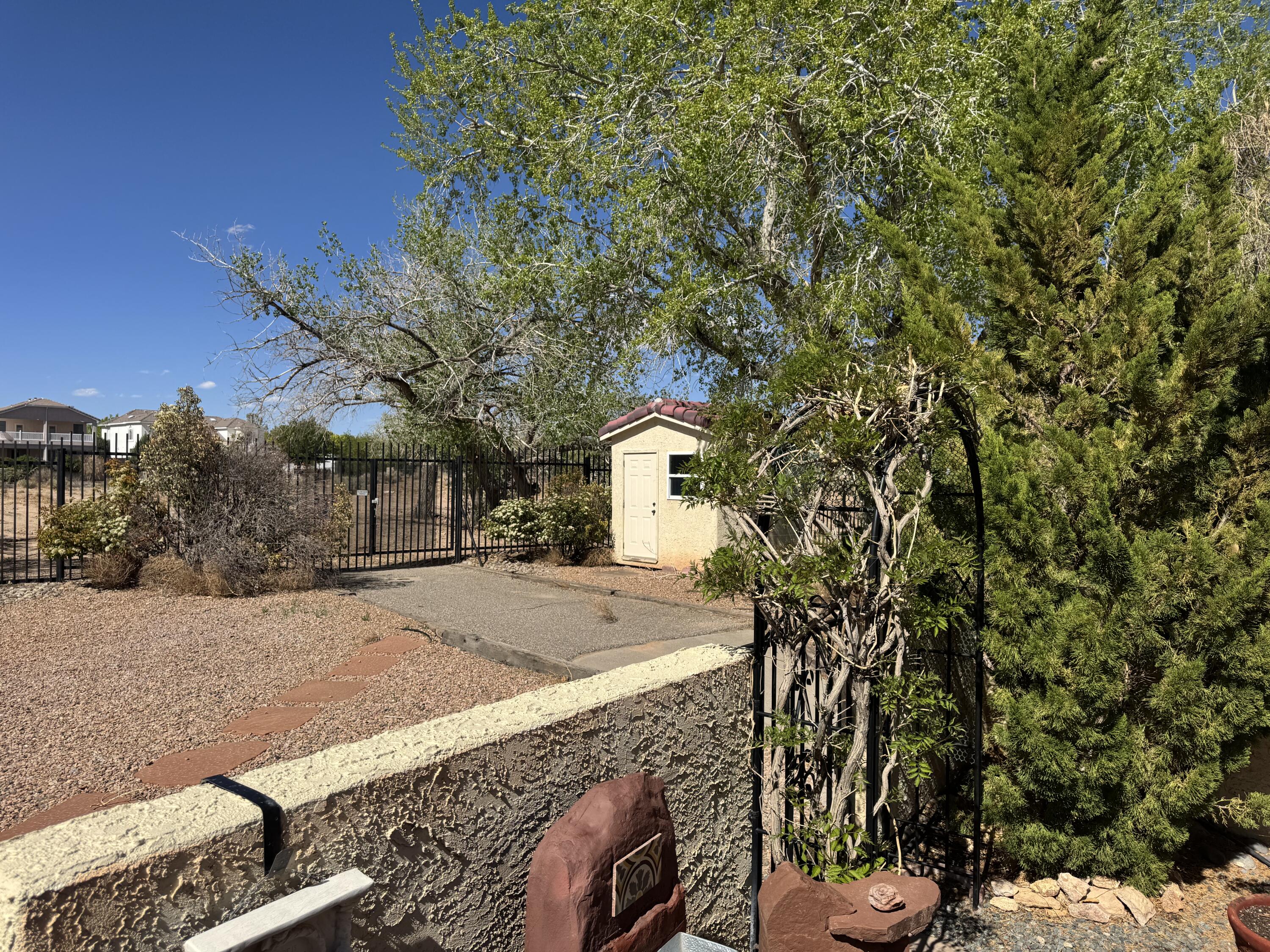 586 Eastlake Drive, Rio Rancho, North Carolina image 30
