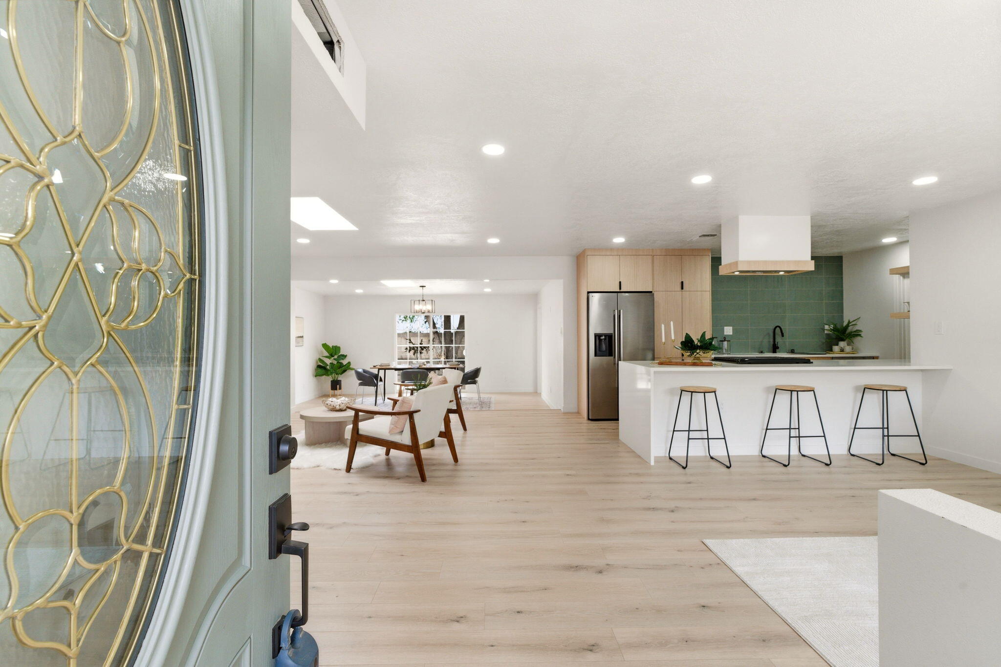 1201 Willys Knight Drive NE