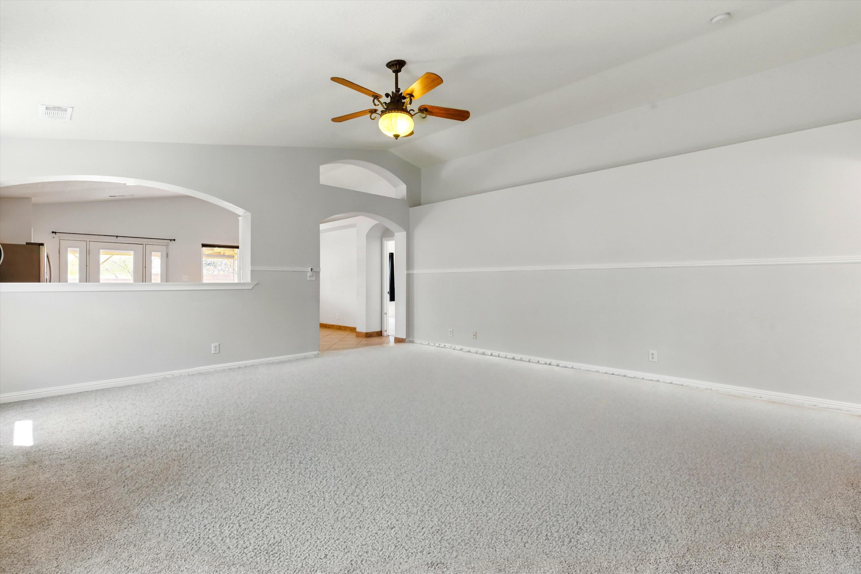 933 Benjamin Drive, Rio Rancho, New Mexico image 5