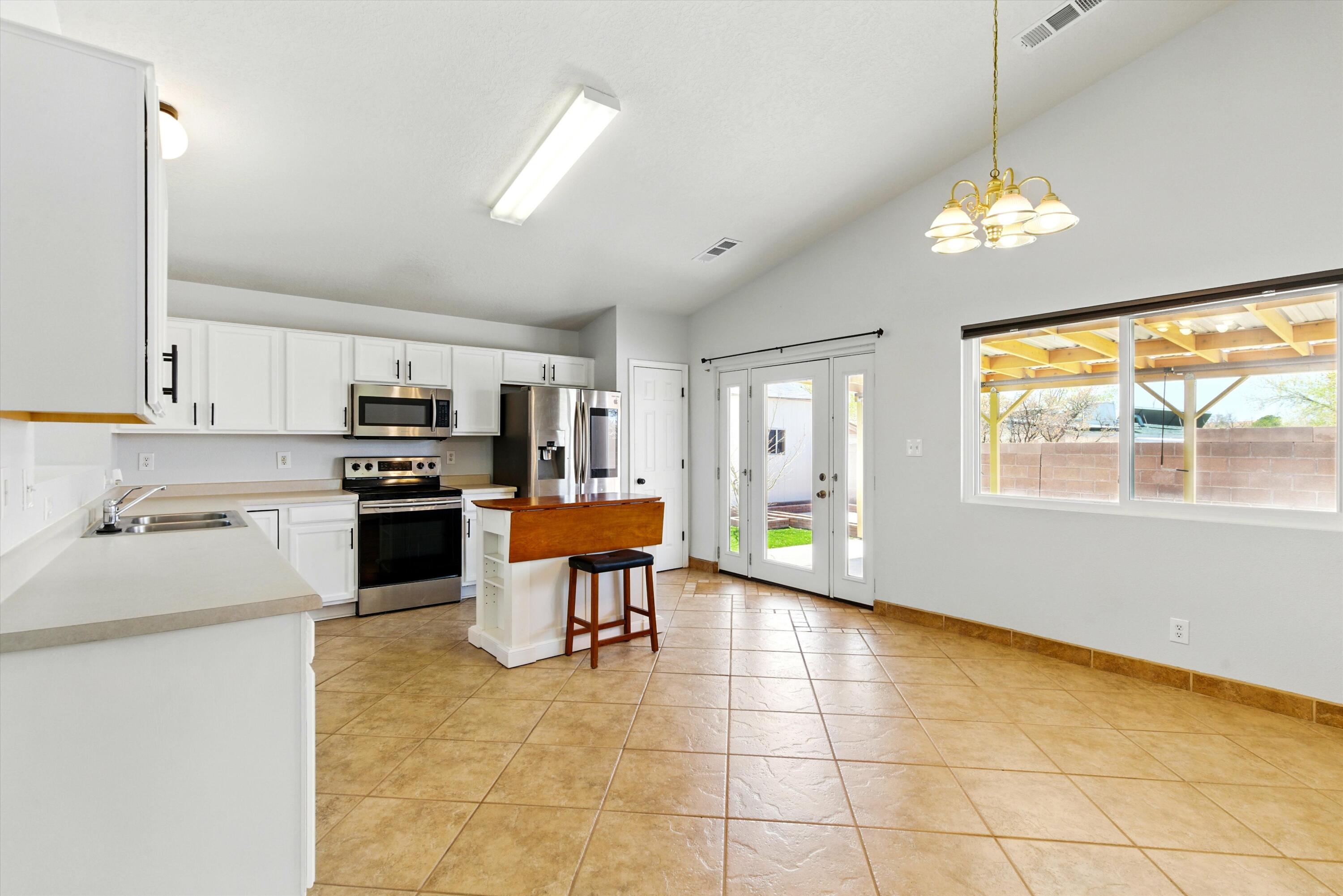 933 Benjamin Drive, Rio Rancho, New Mexico image 10