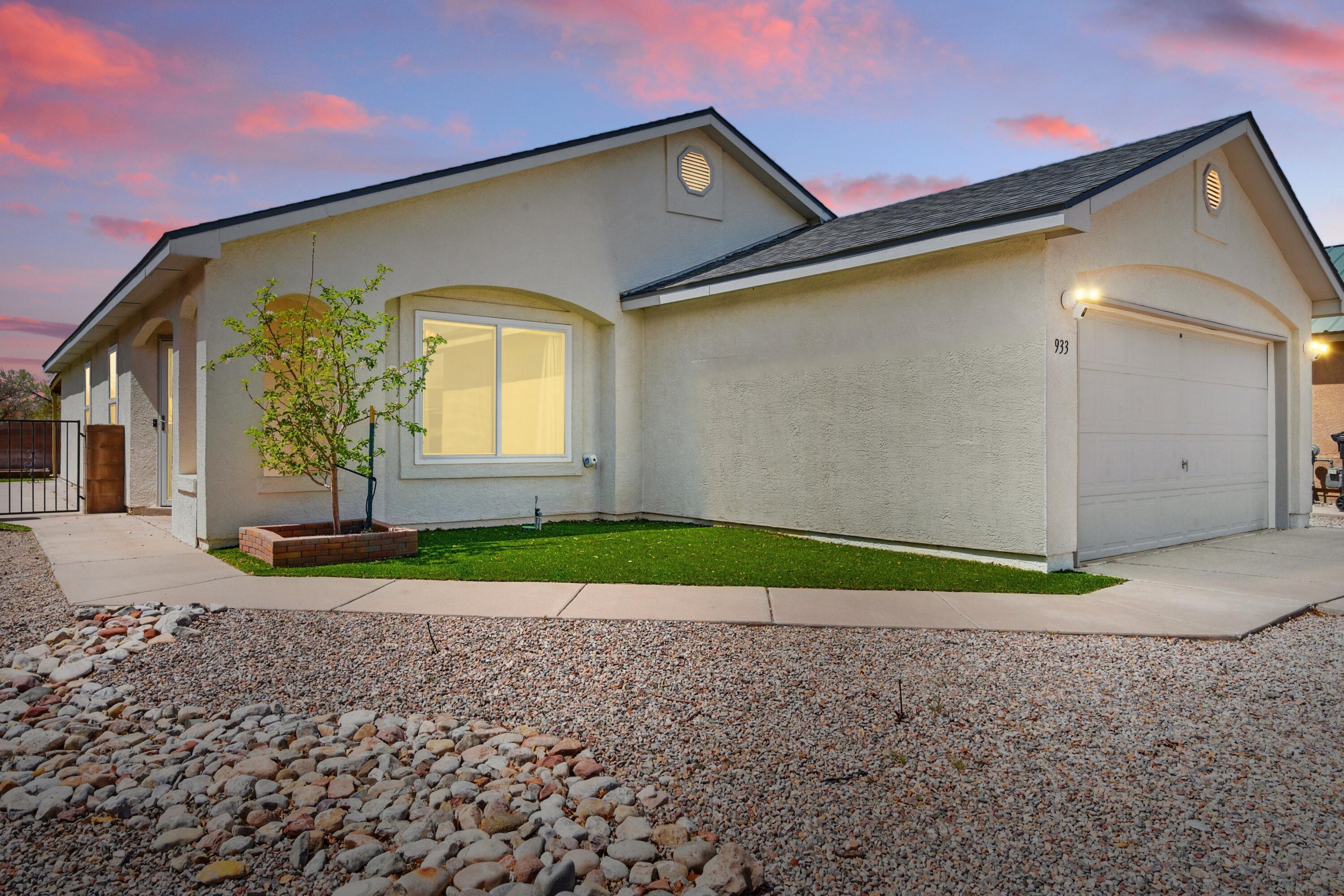 933 Benjamin Drive, Rio Rancho, New Mexico image 3