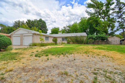 Homes For Sale - 6224 Katson Avenue<br/> Albuquerque, NM 87109