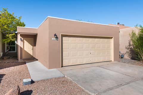 Townhouse For Sale - 5521 Overlook Drive<br/> Bernalillo County, Albuquerque, NM 87111