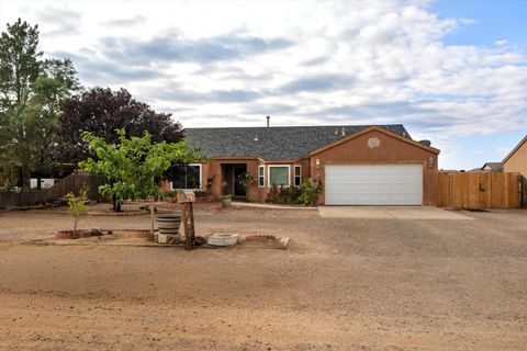 Photo of 2900 STAPLETON Avenue NE, Rio Rancho, NM 87124 (MLS # 1092692)