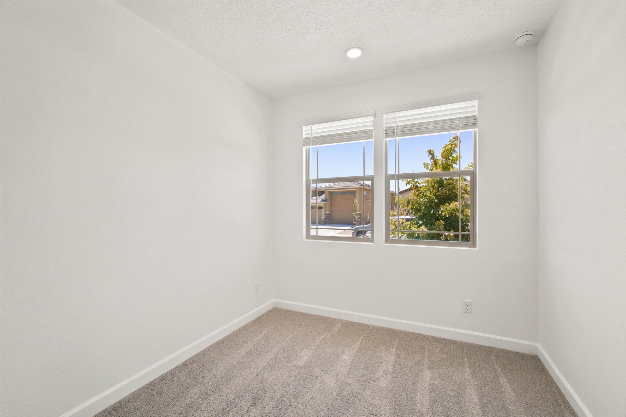 3335 Wolf Tail Loop NE