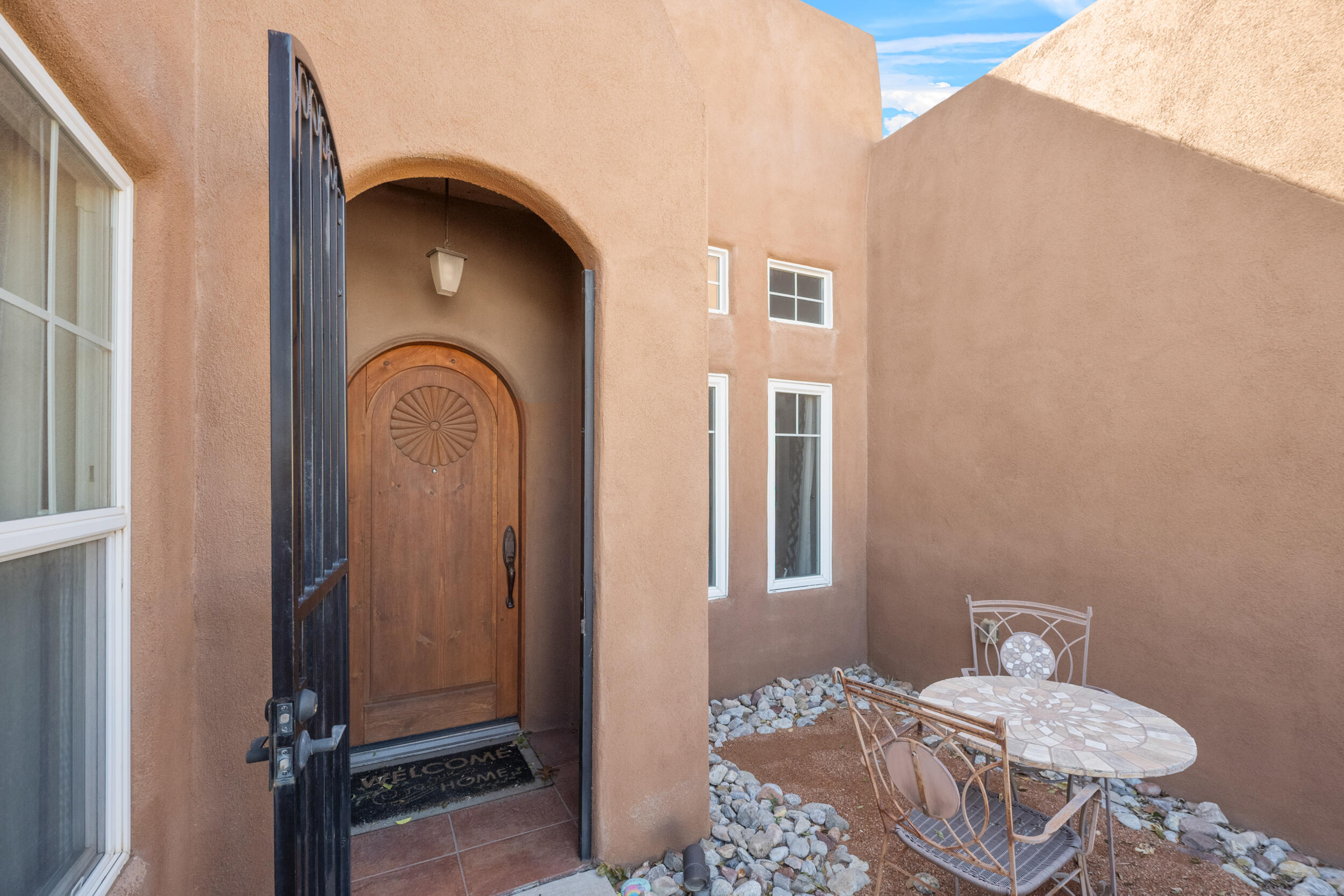 373 Dennis Drive, Los Lunas, New Mexico image 6