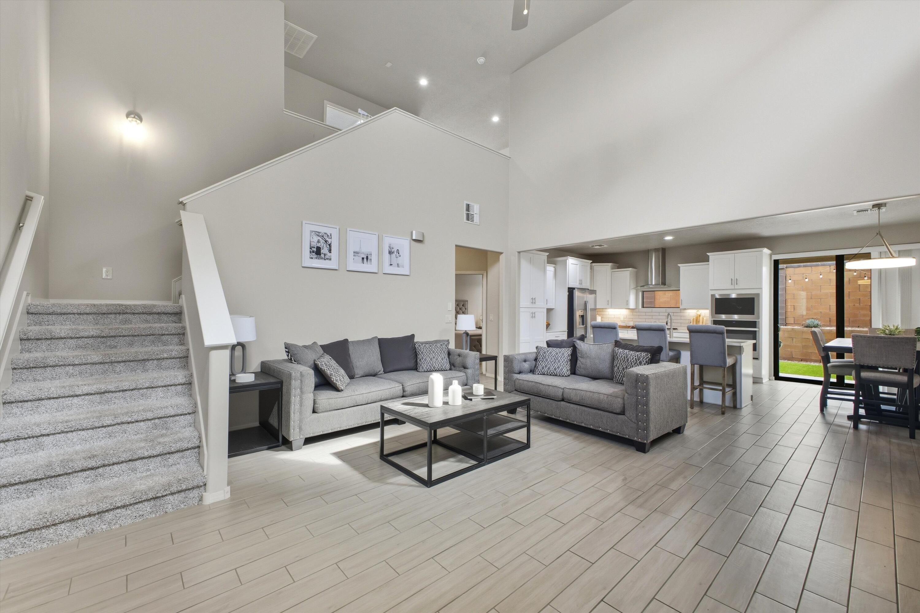 8722 SEVANO Circle NE