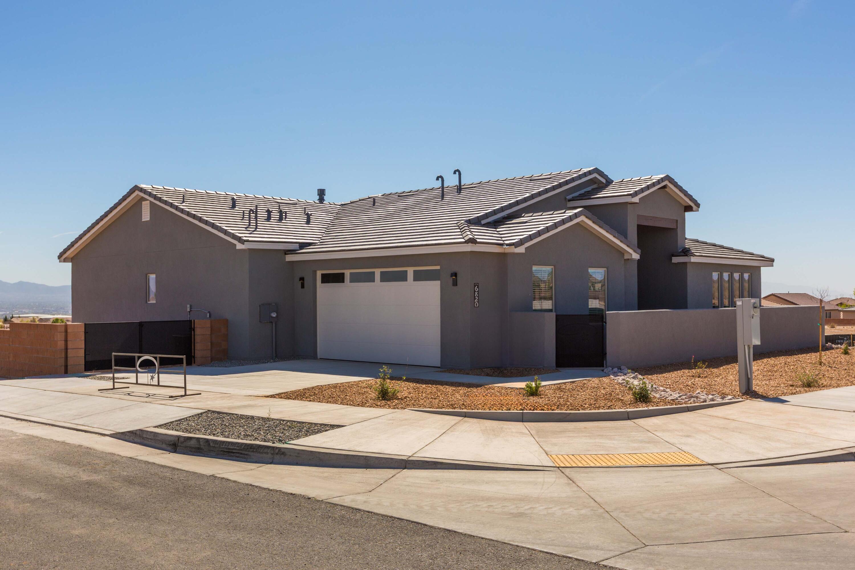 6820 Quivira Drive NW