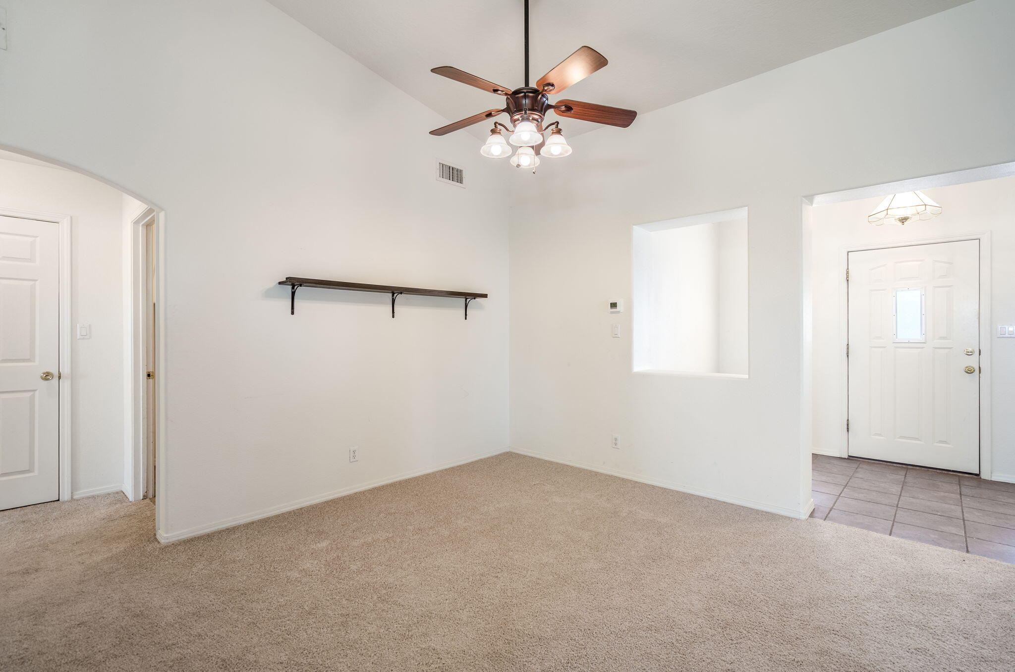 5825 Chaco Loop NE