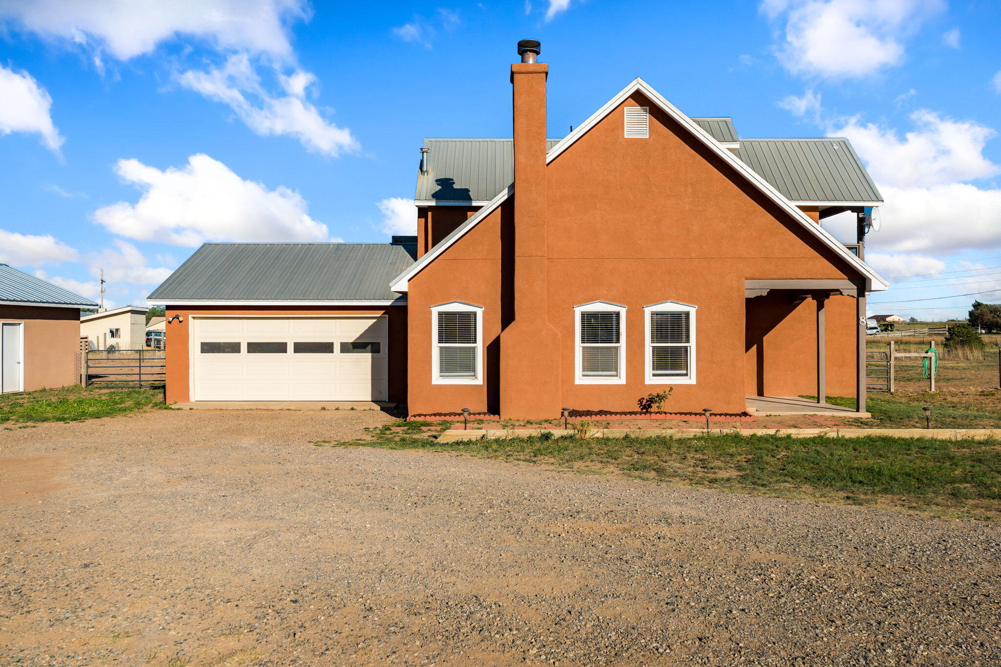 8 Starlight Acres Drive