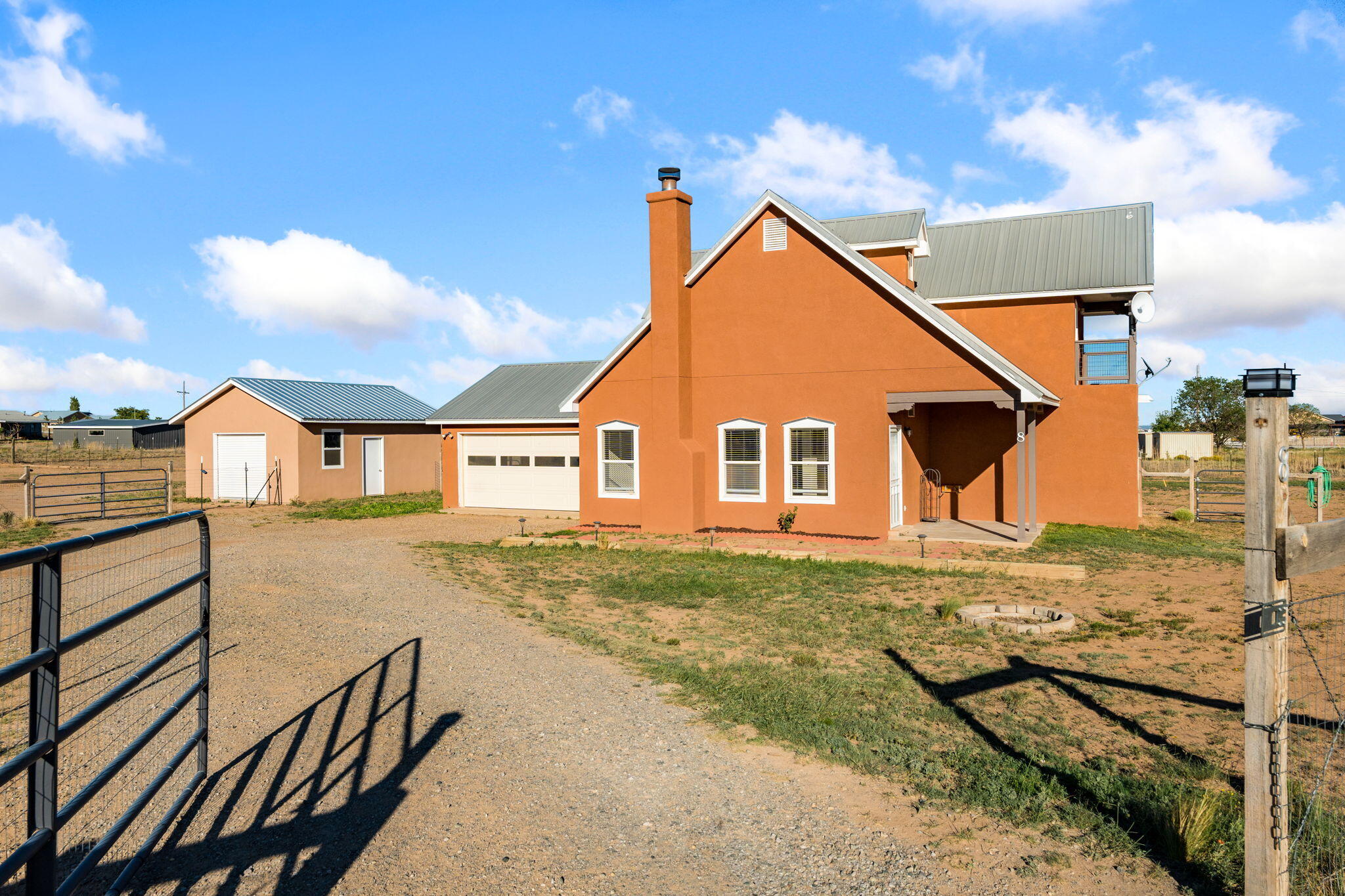 8 Starlight Acres Drive