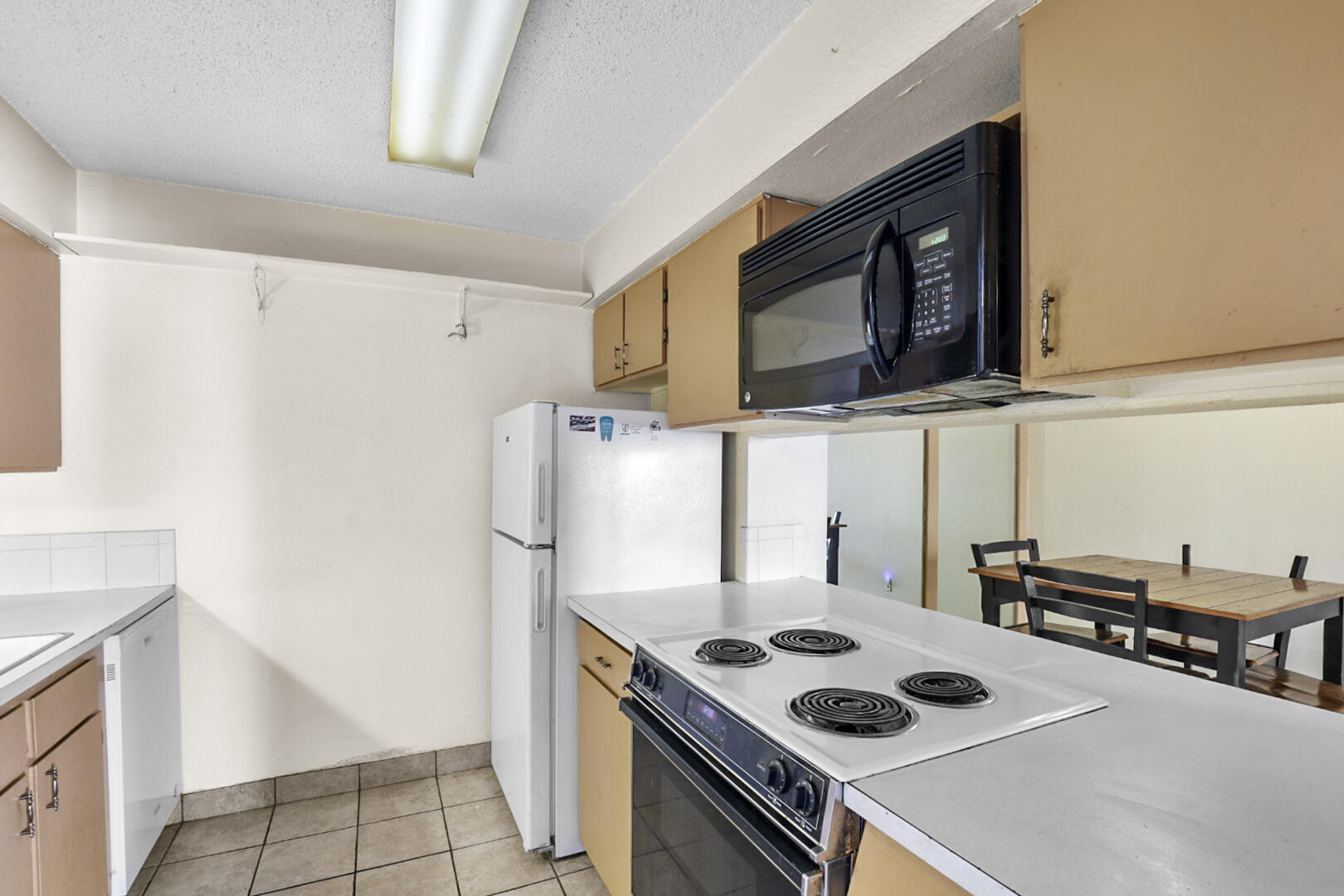 3825 MONTGOMERY Boulevard NE 126