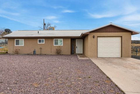 Photo of 205 Hillandale Avenue, Belen, NM 87002 (MLS # 1096608)