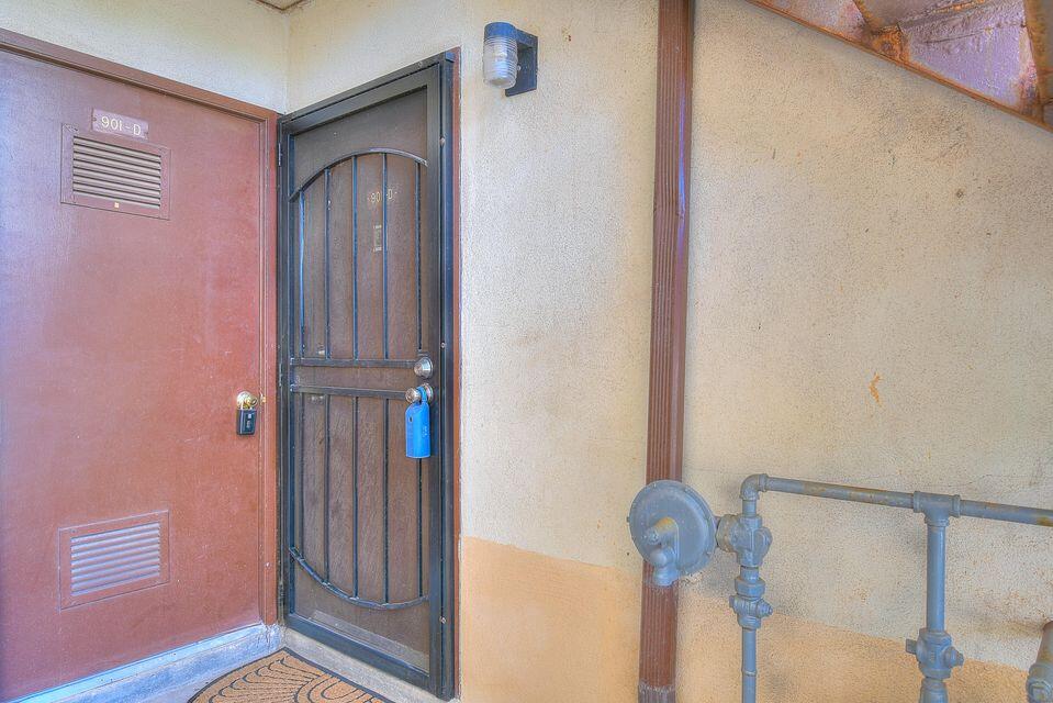 901 Country Club Drive SE APT D