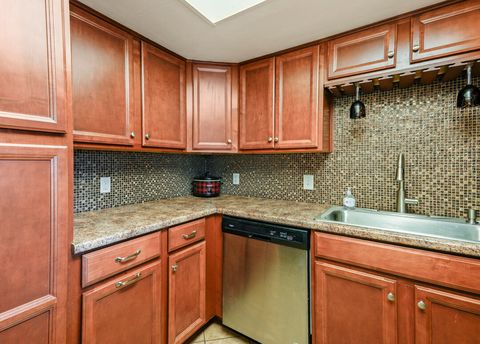 Condo For Sale - 901 Country Club Drive #APT D<br/> Sandoval County, Rio Rancho, NM 87124