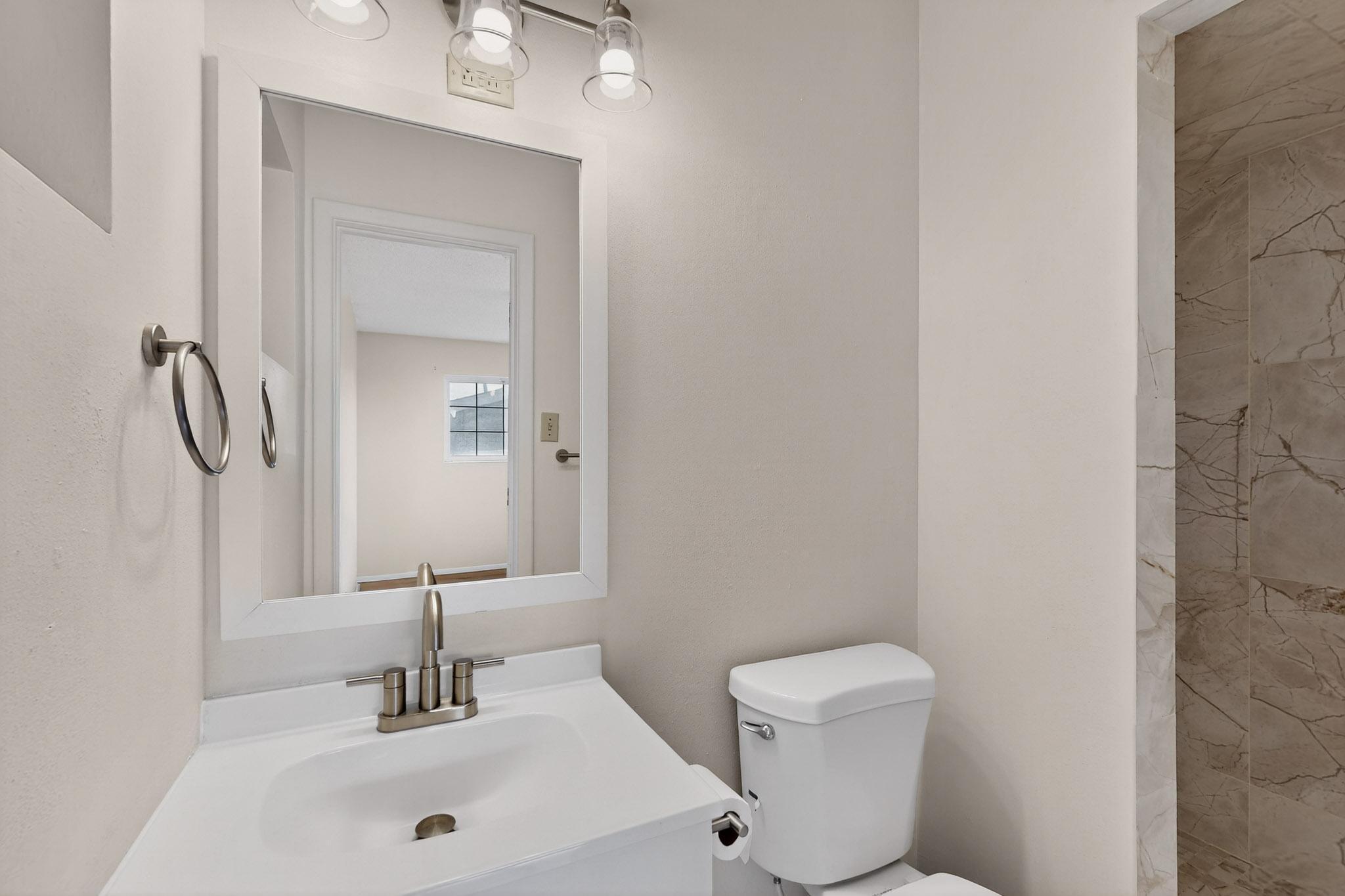 1700 Vassar Drive SE