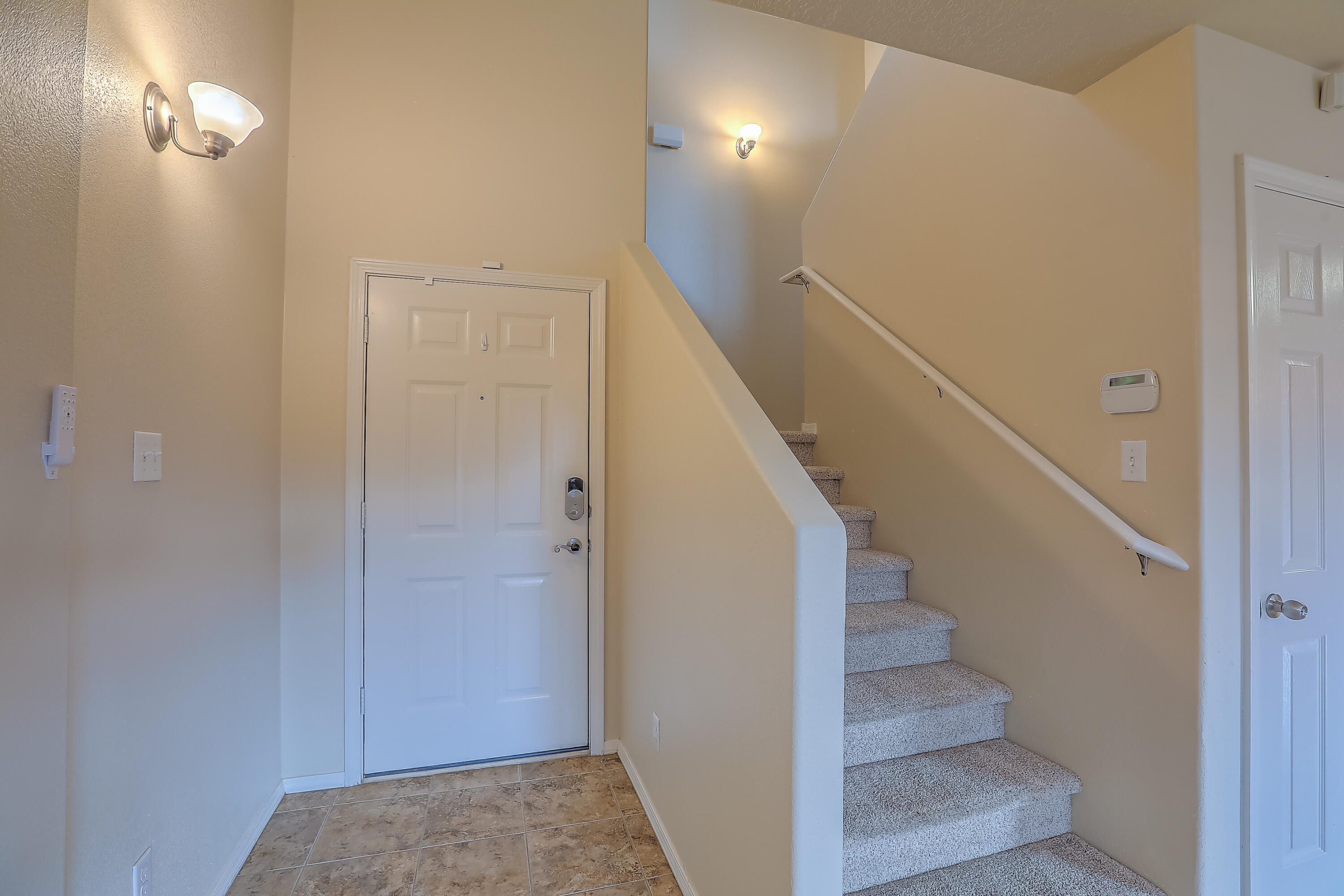 1009 Spring Valley Road NE