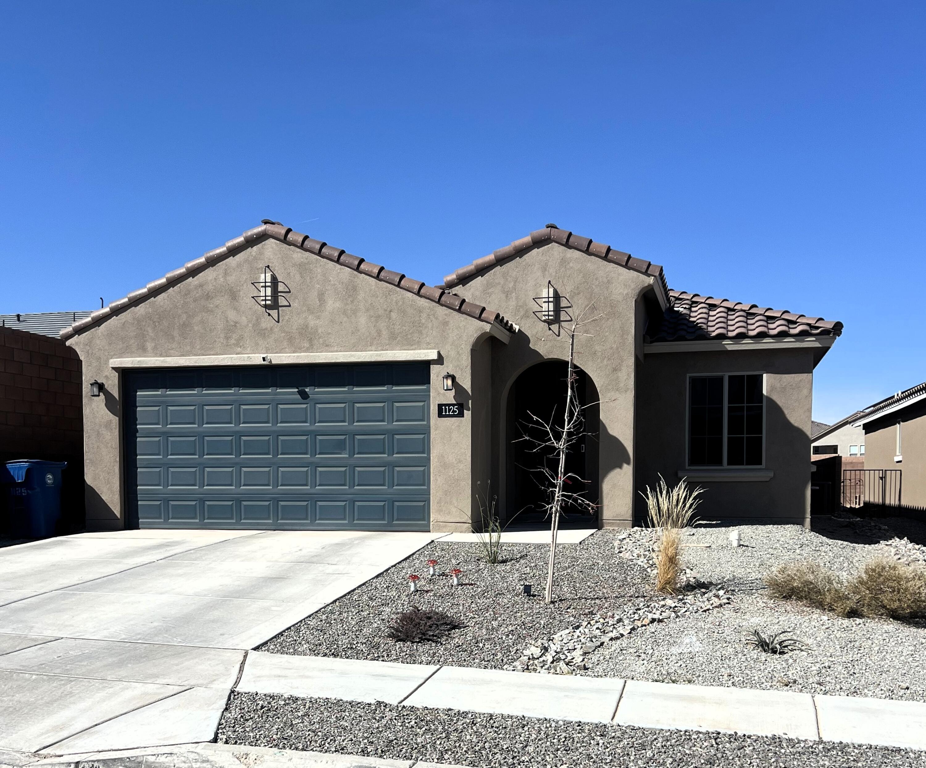 1125 Vallecito Loop, Los Lunas, New Mexico image 1