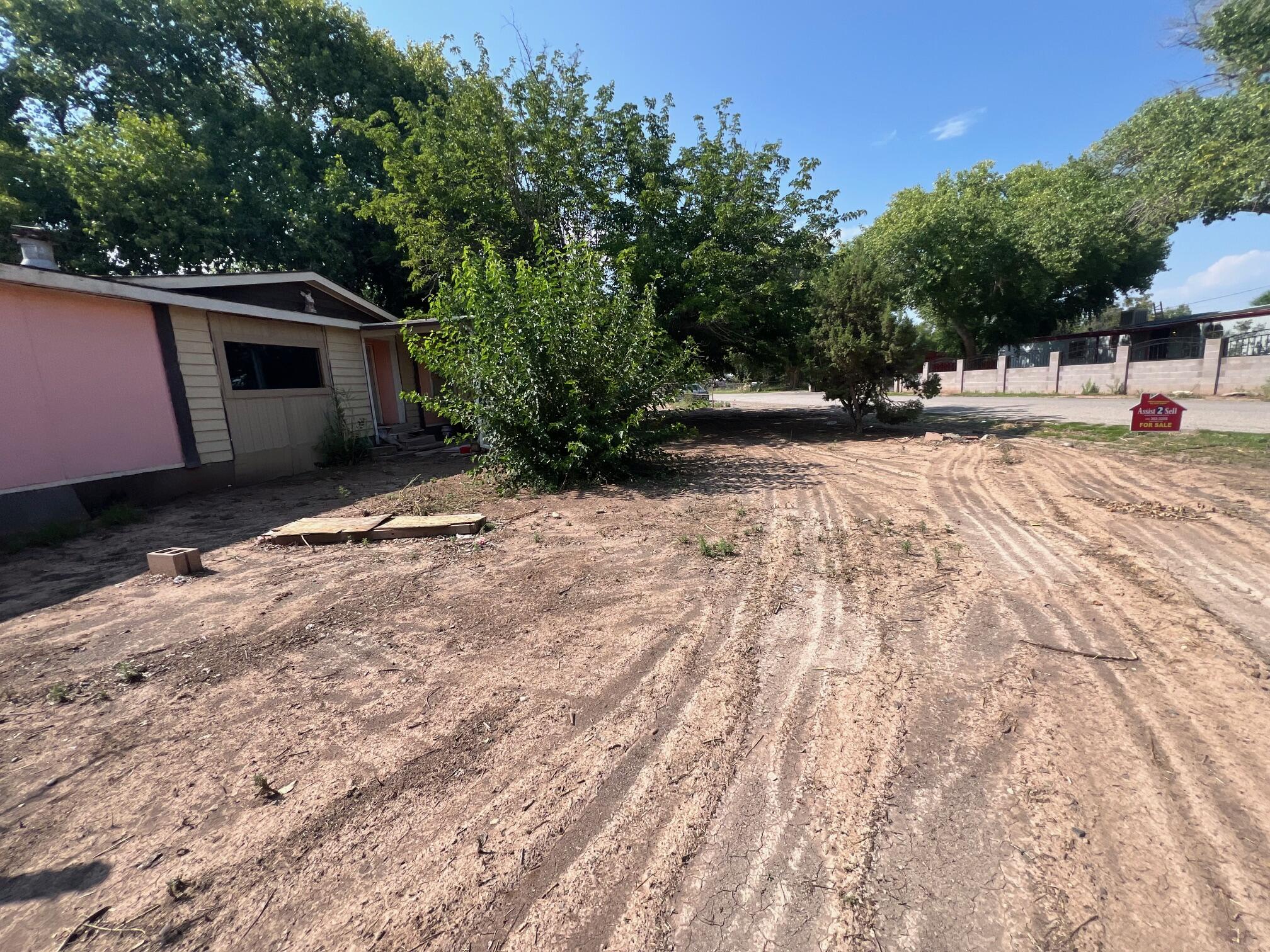 1835 Winchester Drive, Bosque Farms, New Mexico image 6